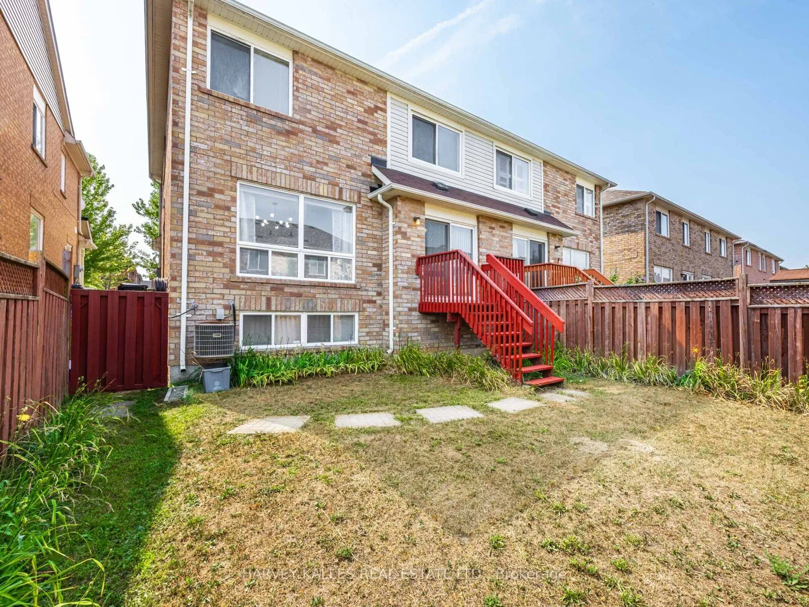 9 Bobcat Terrace