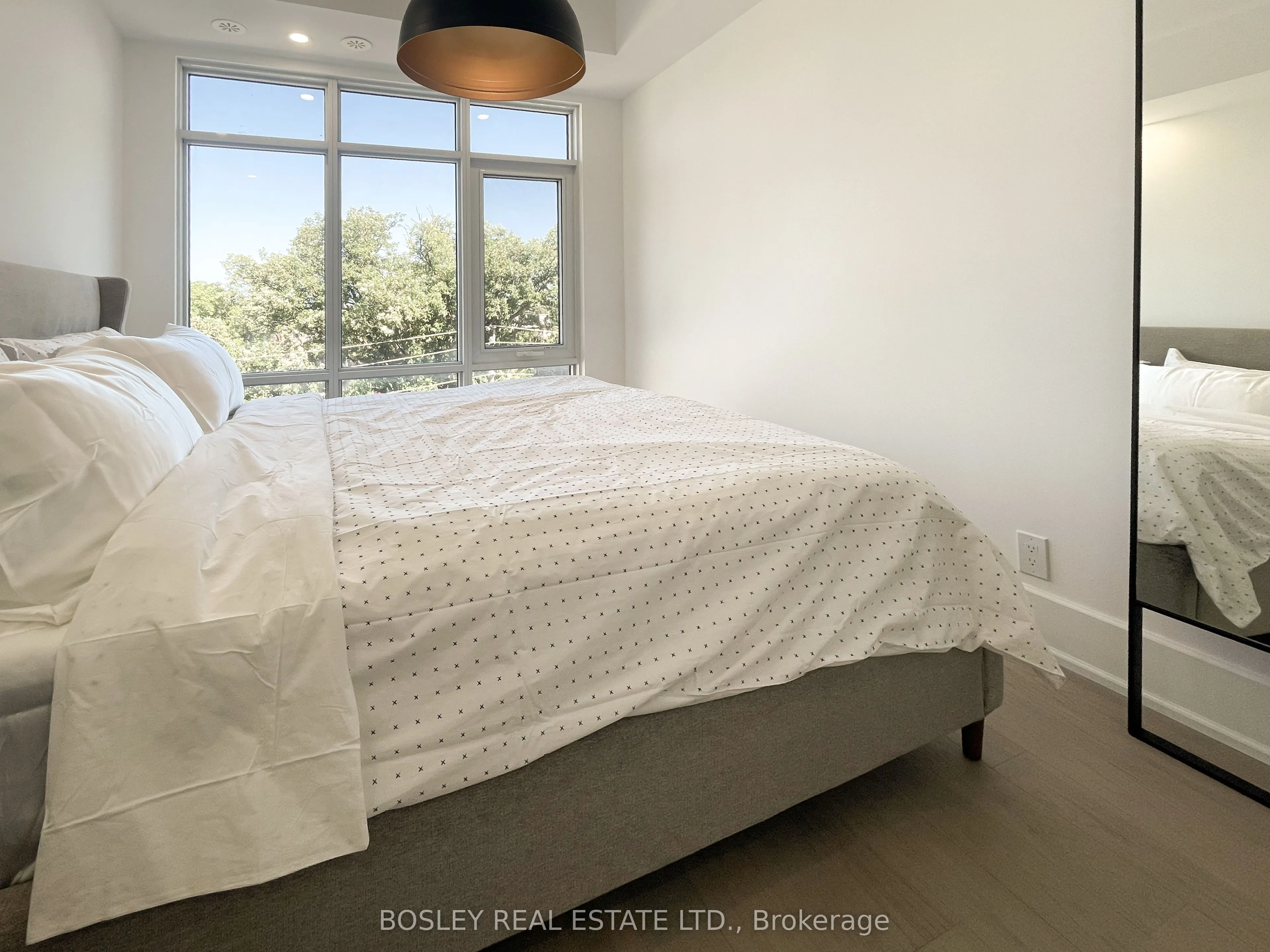 800 Broadview Avenue, #504