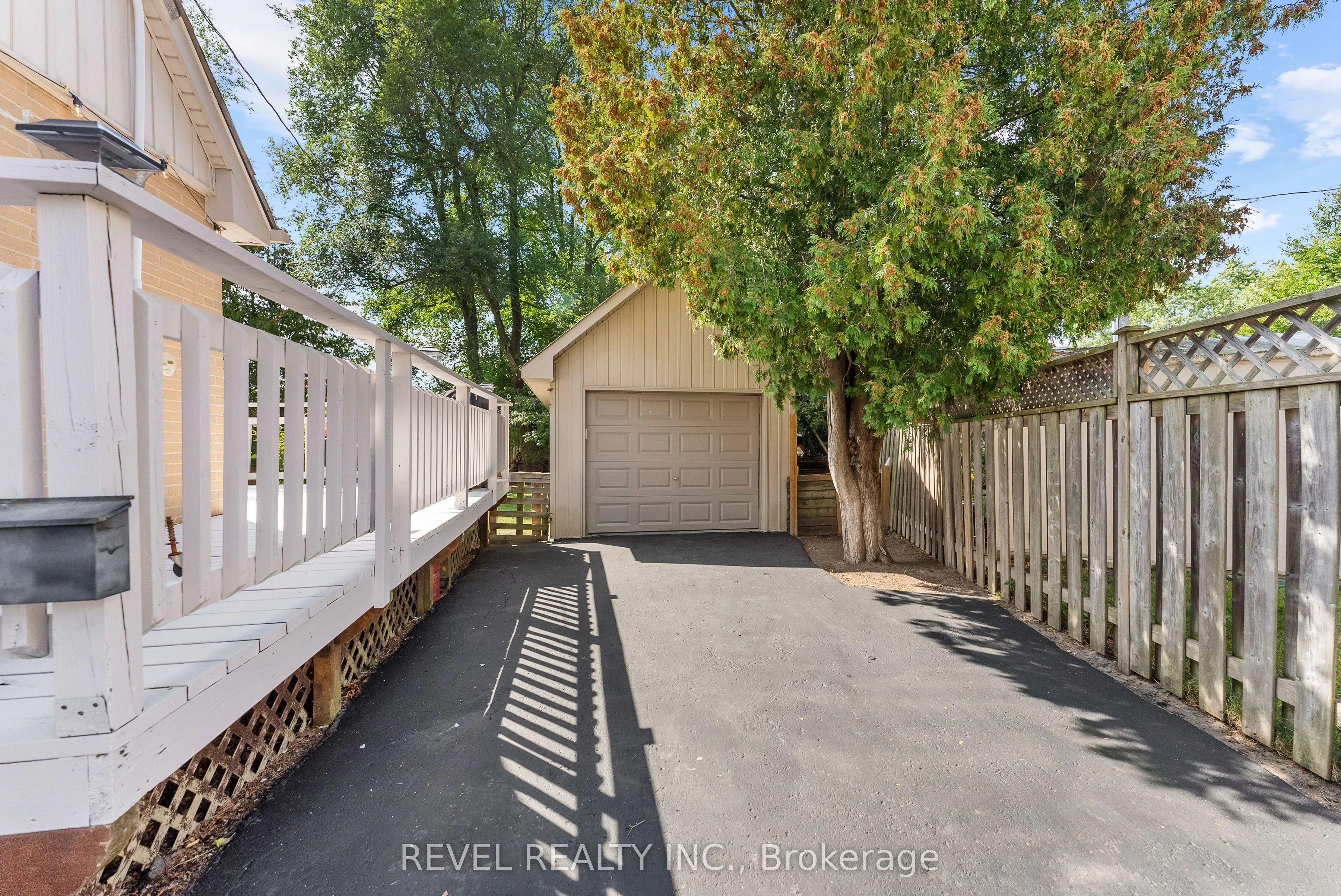 3 Glenwood Terrace