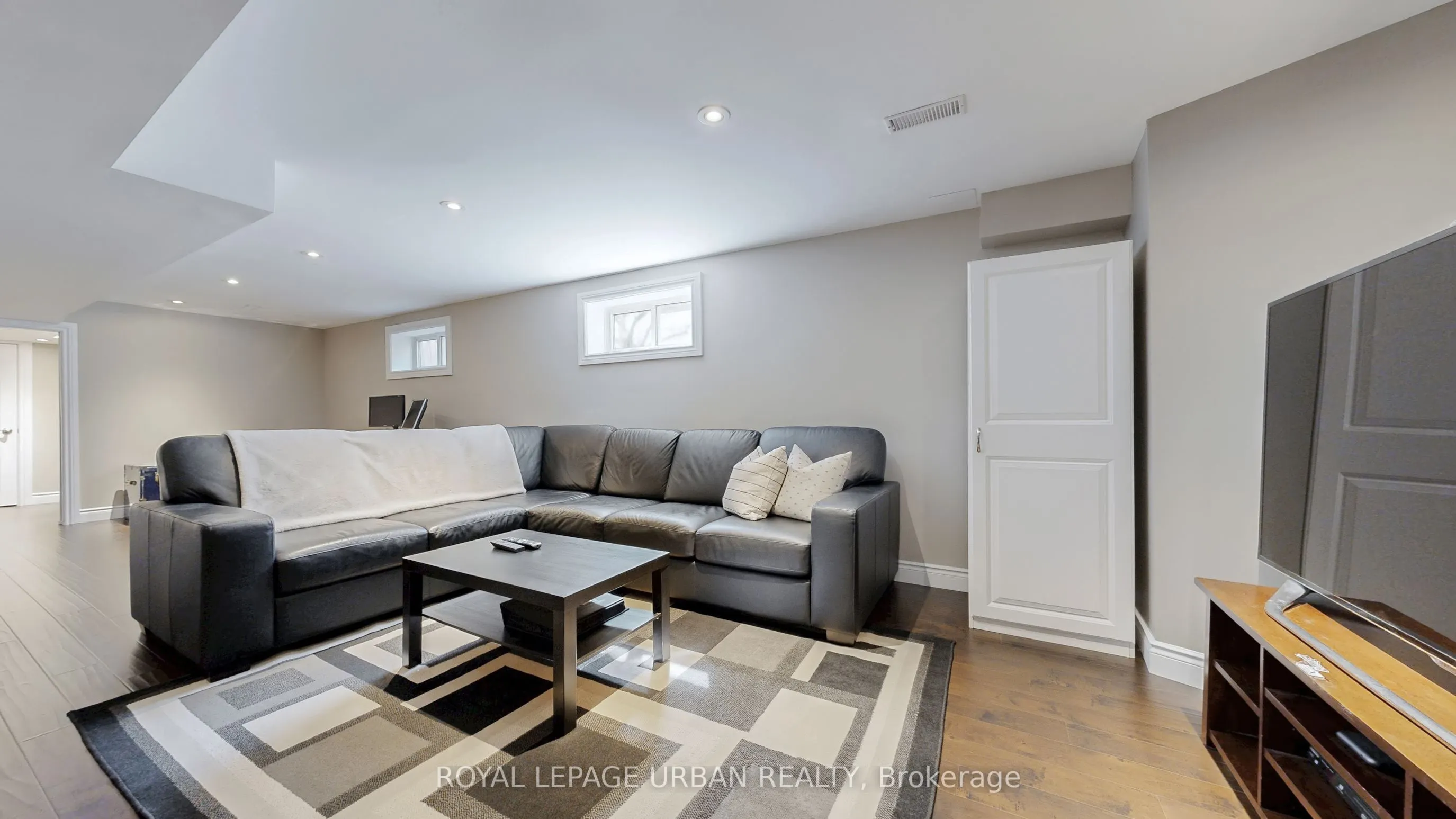 96 Coalport Drive