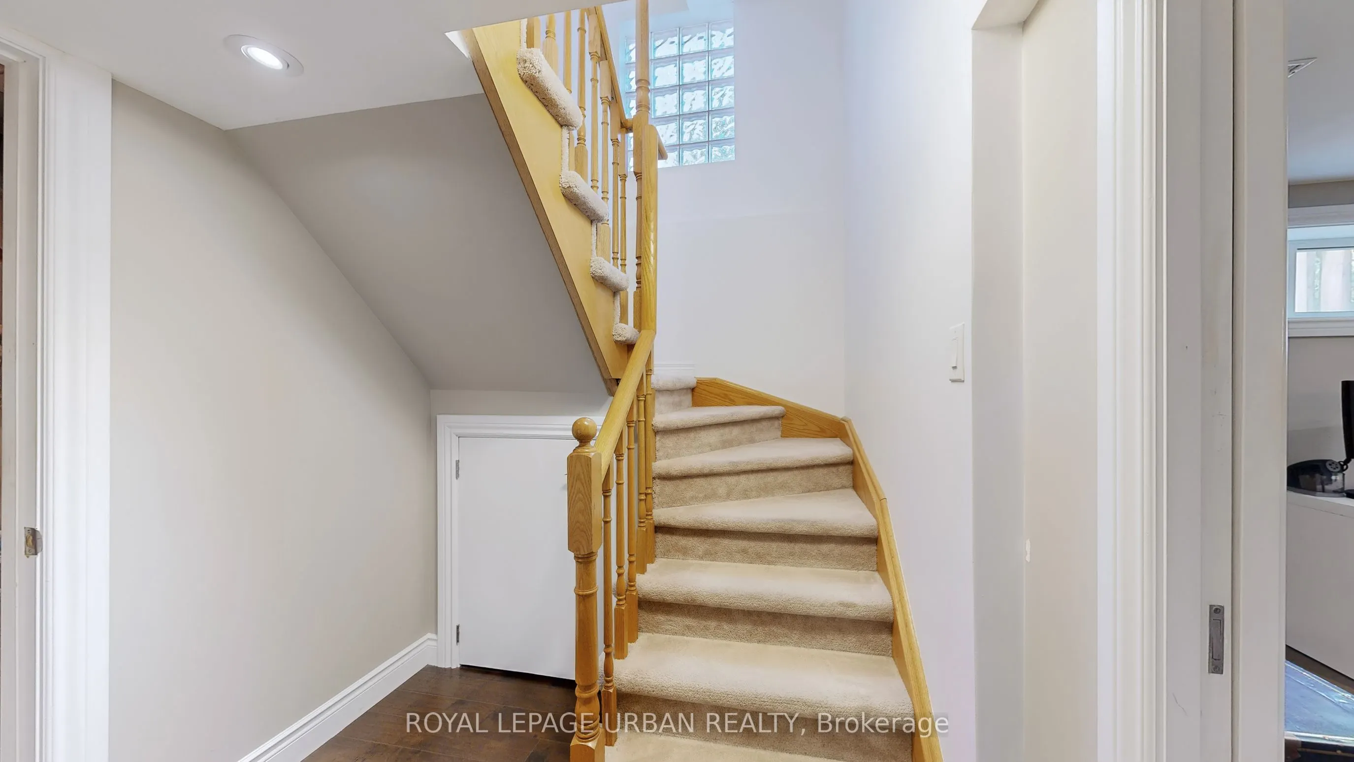 96 Coalport Drive