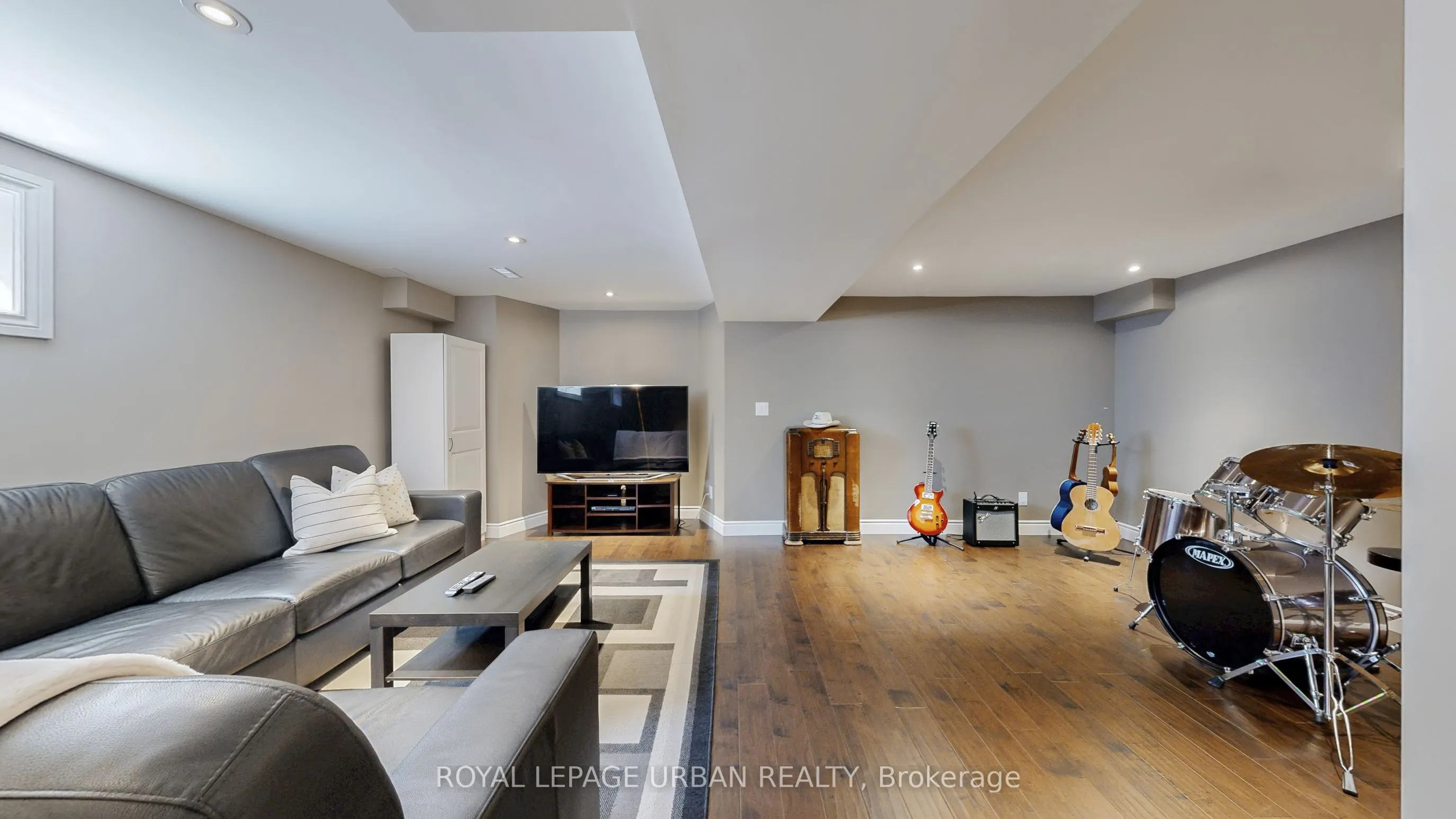 96 Coalport Drive