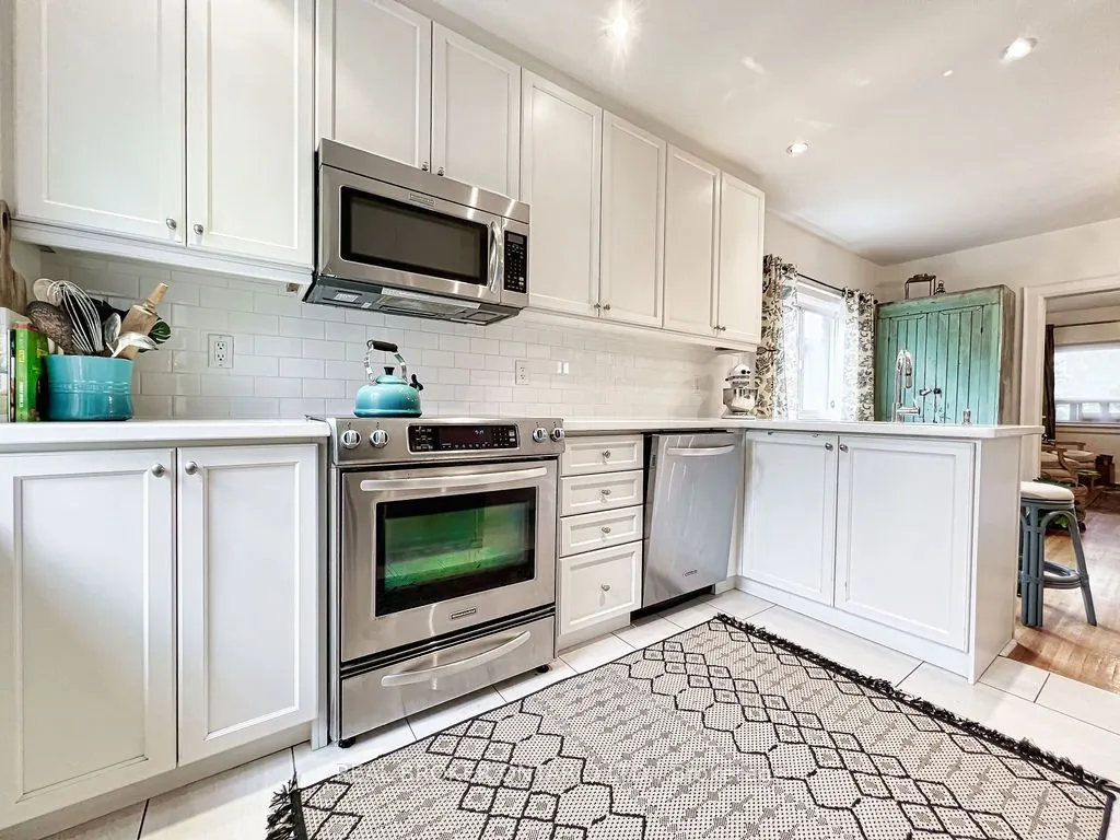 43 Stanhope Avenue, #Main