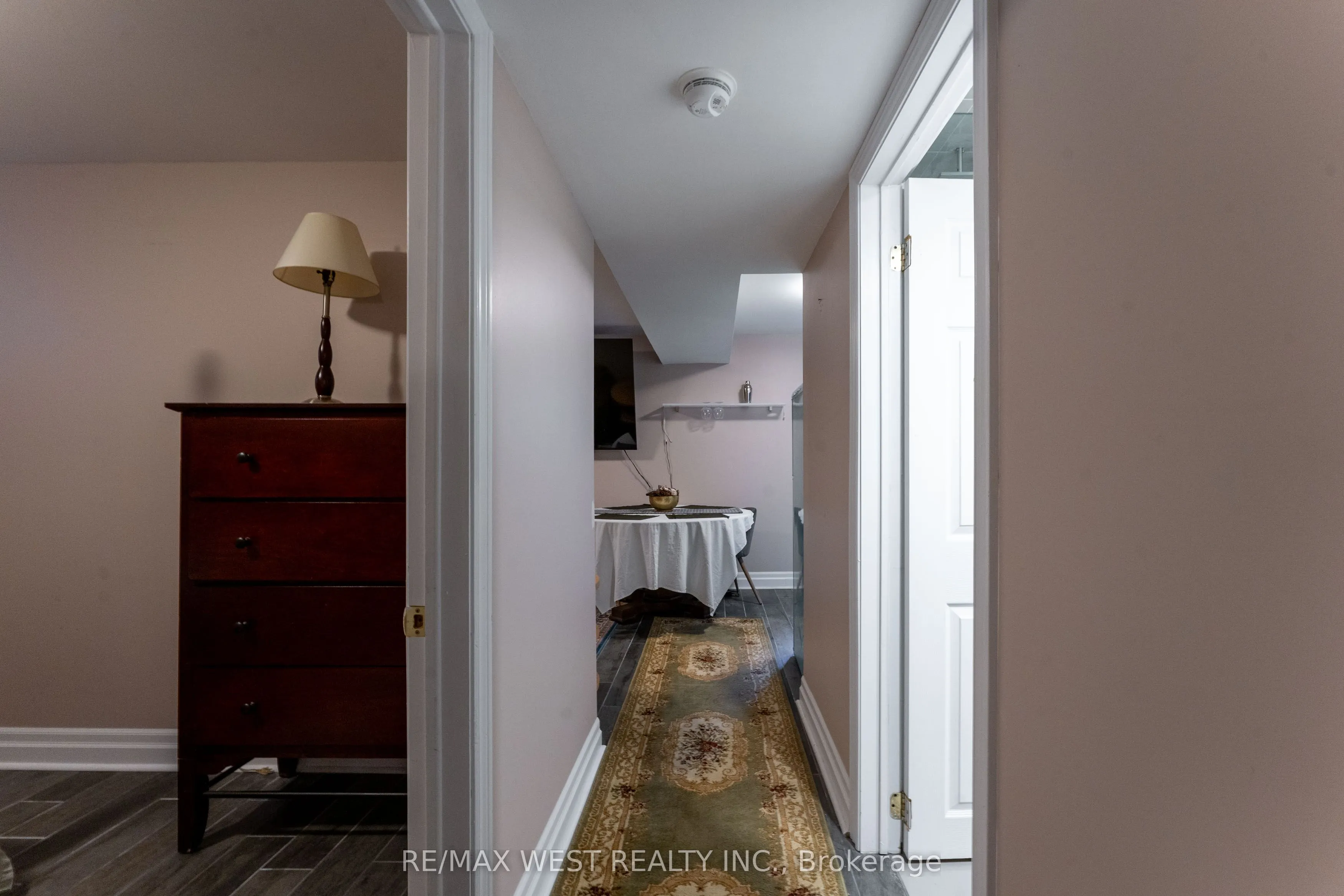 180 Holborne Avenue
