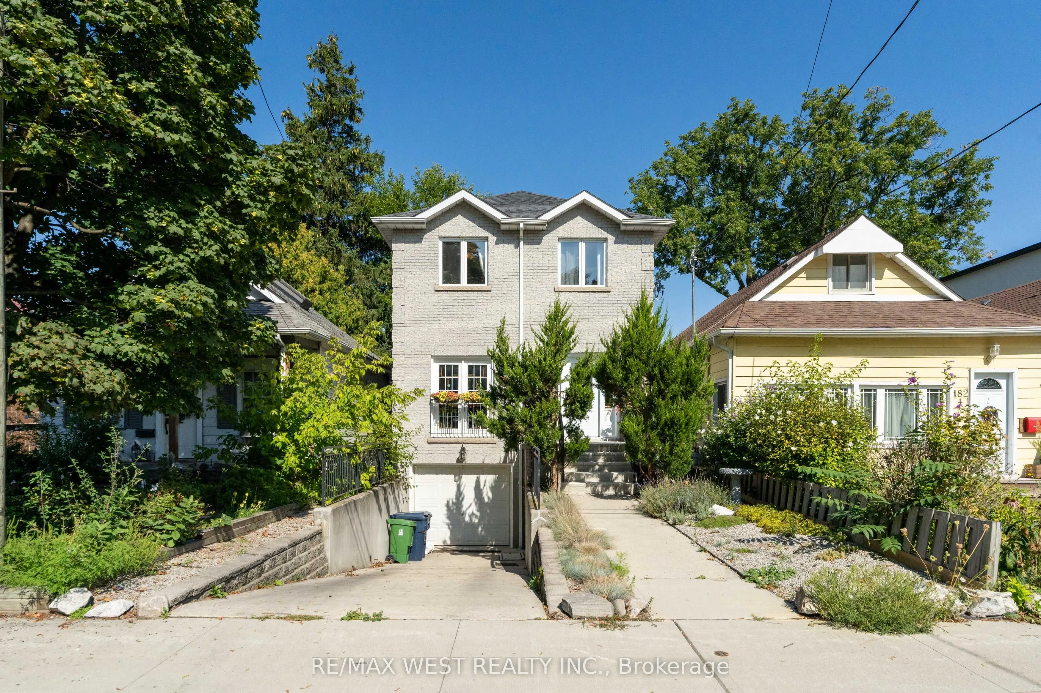 180 Holborne Avenue