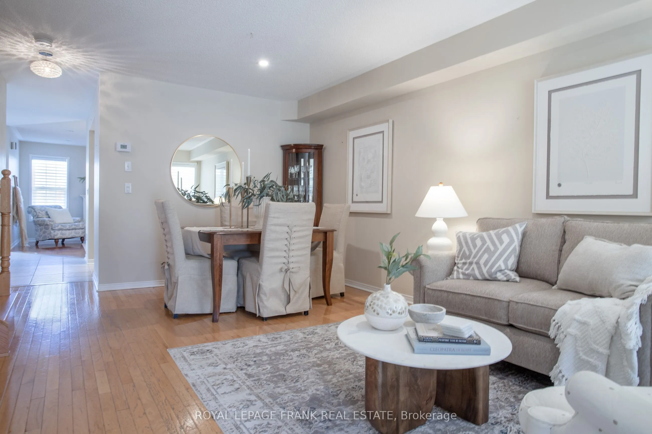 33 Bexley Crescent E