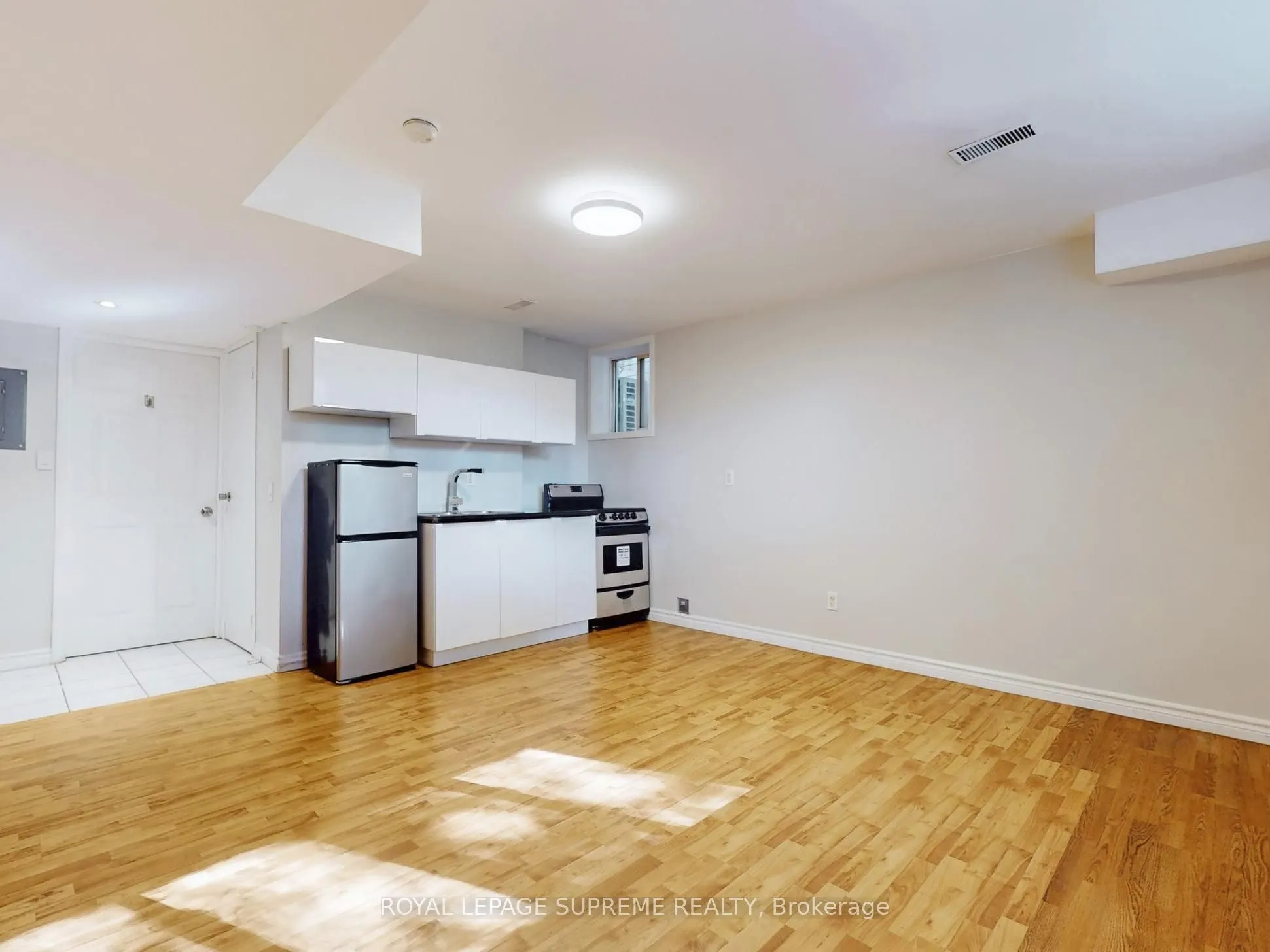 370 Jones Avenue
