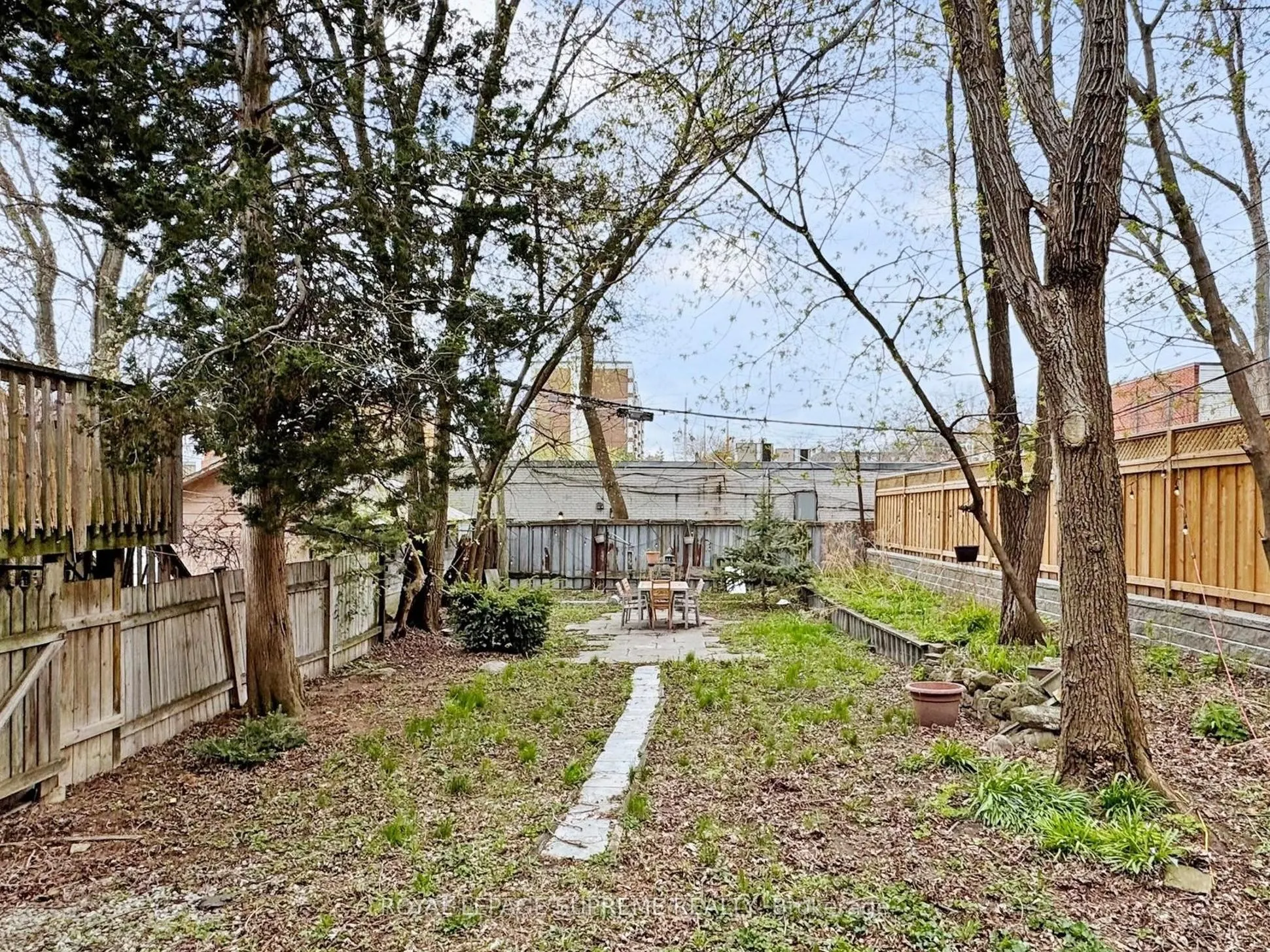 370 Jones Avenue