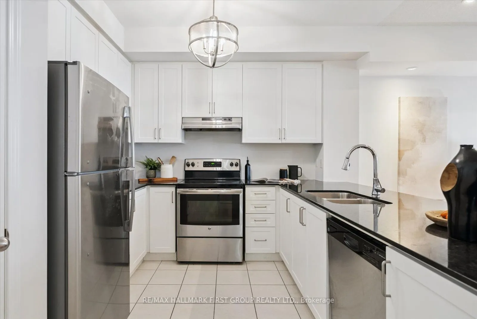 1060 St. Hilda's Way, #5