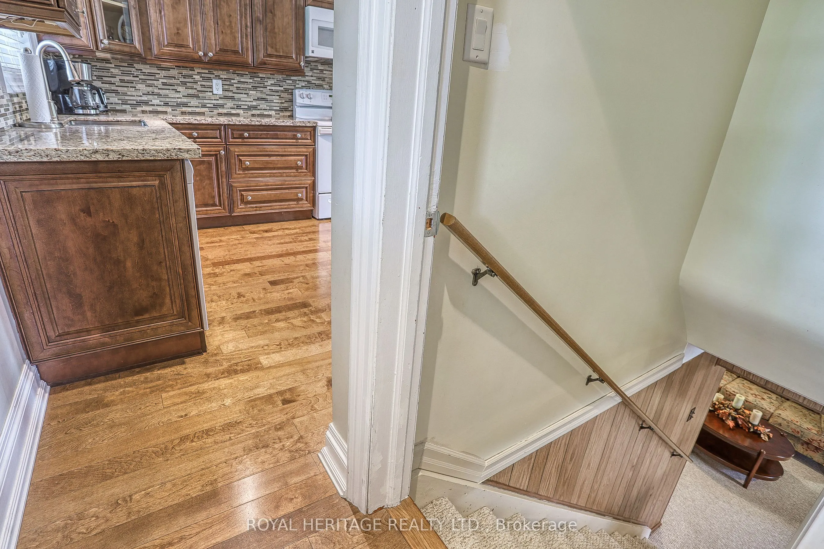 339 Nipigon Street E