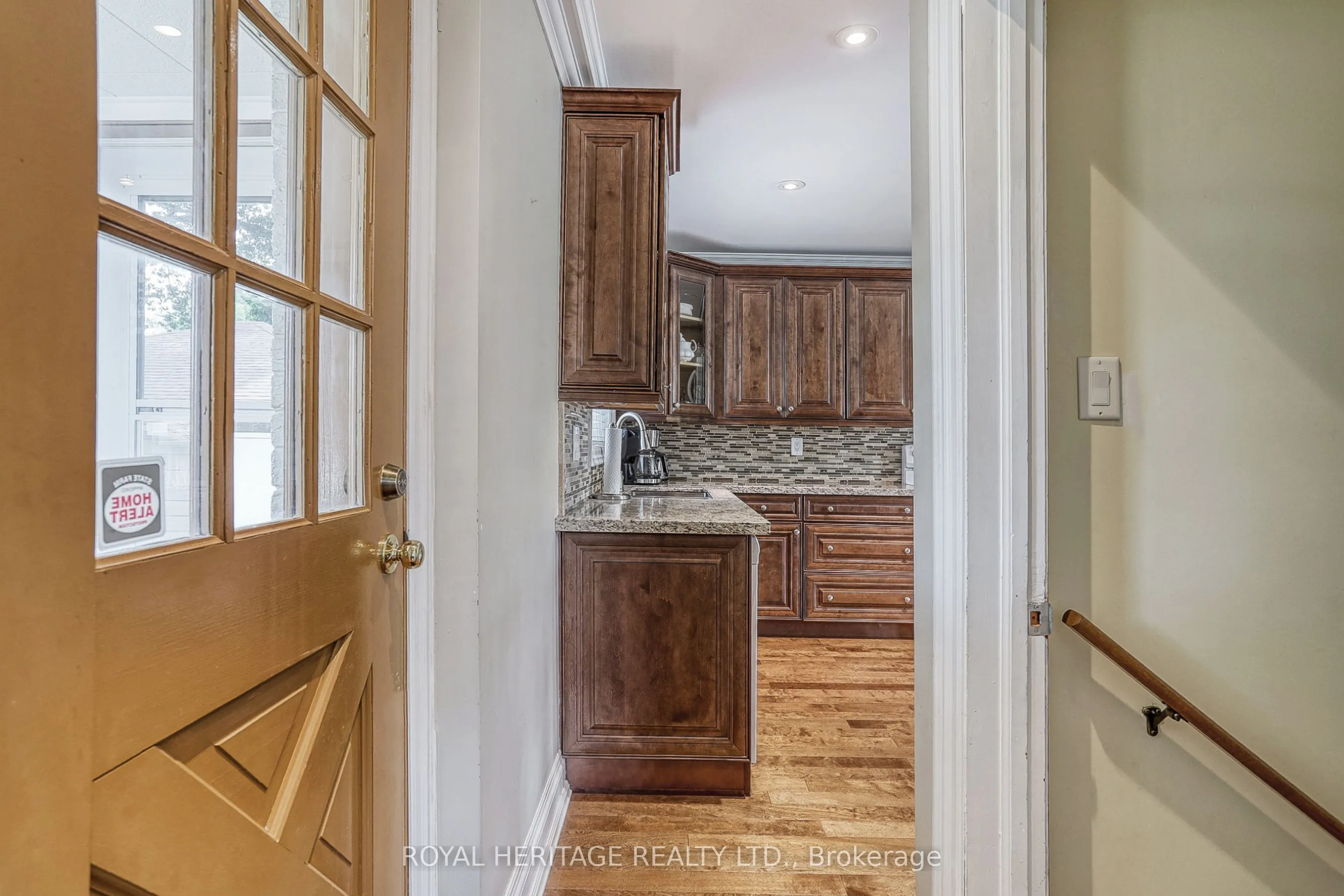 339 Nipigon Street E