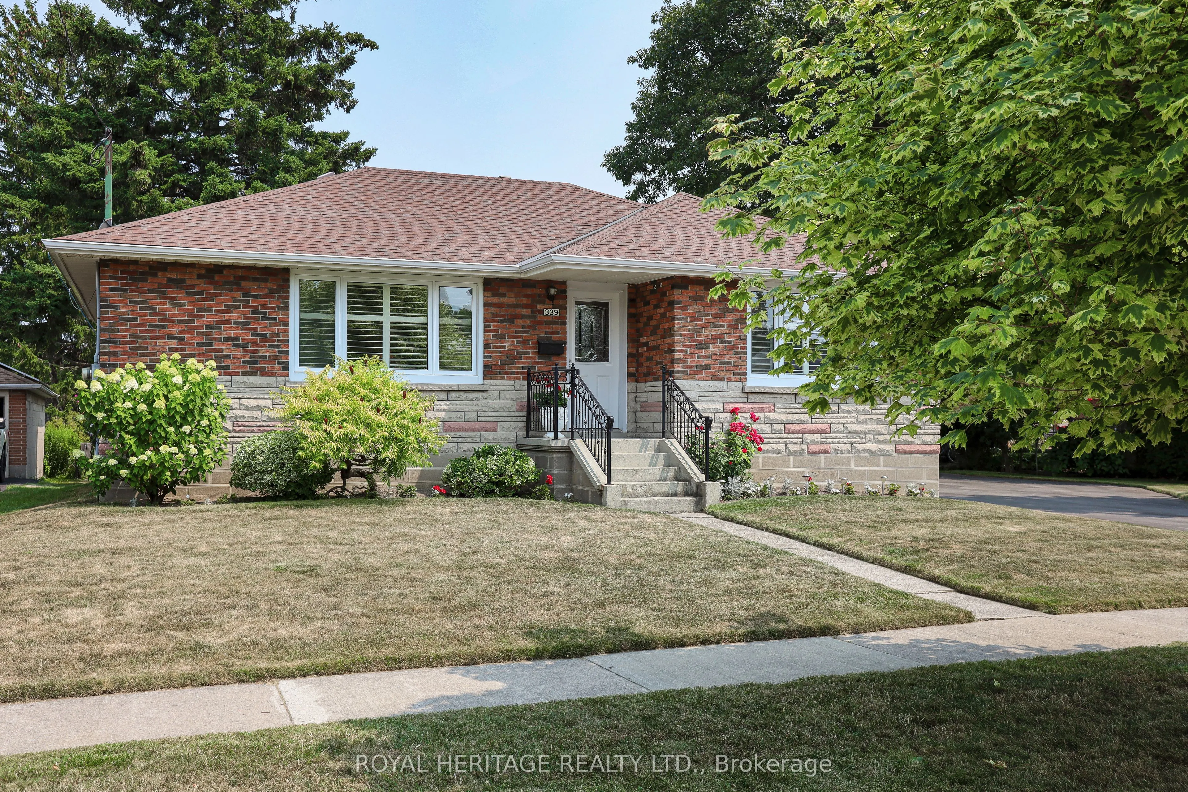 339 Nipigon Street E