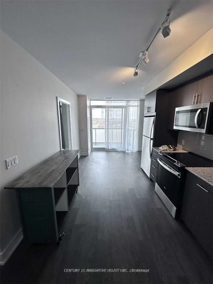 2550 Simcoe Street N, #709