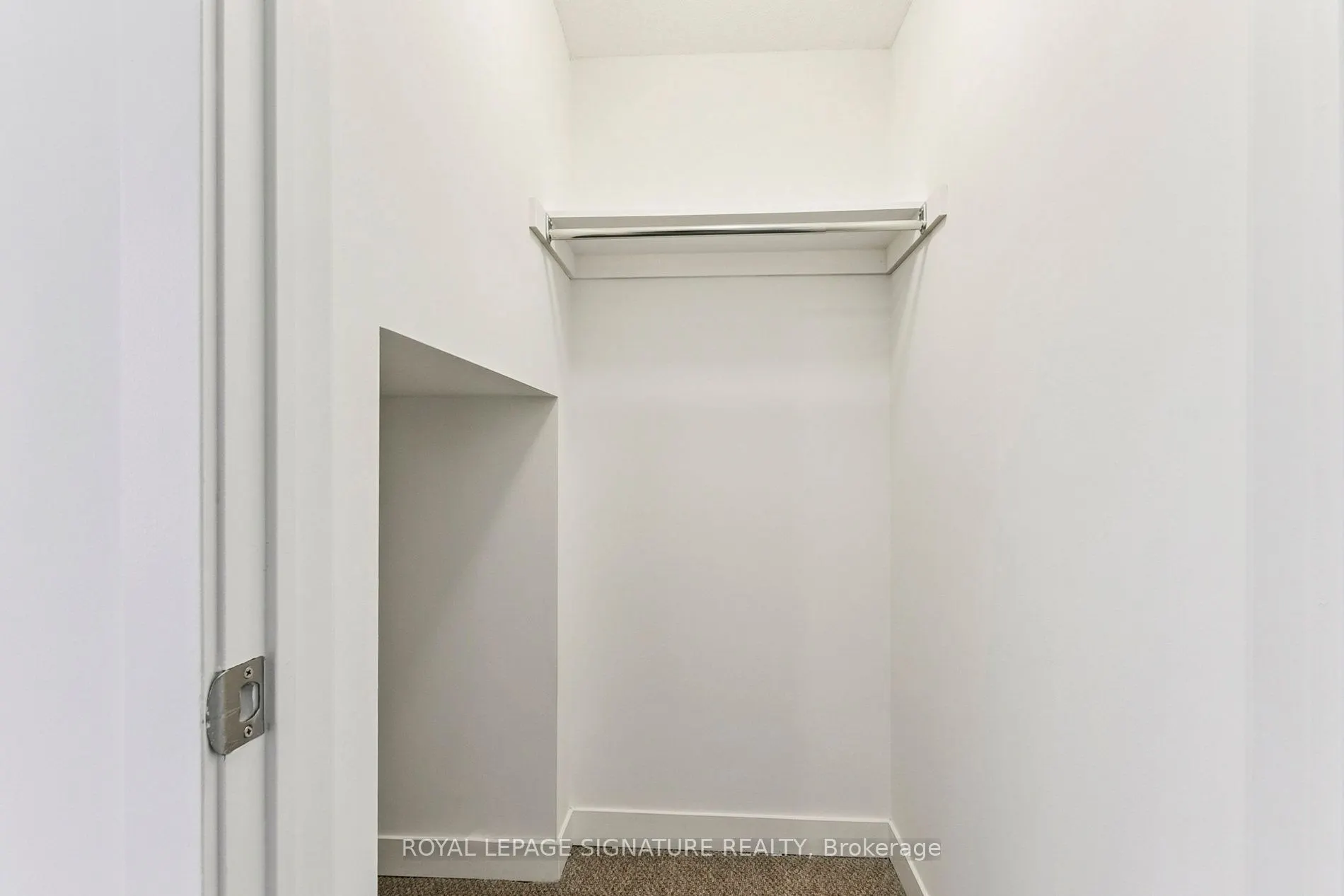 1525 Kingston Road, #302