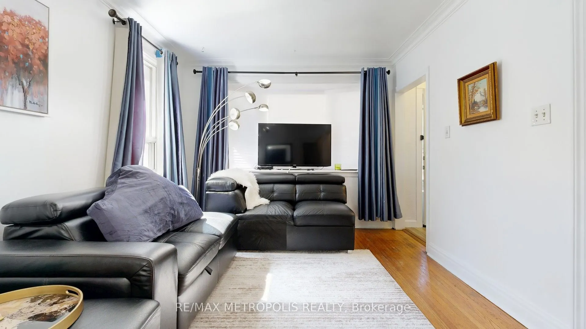 291 Kennedy Road E