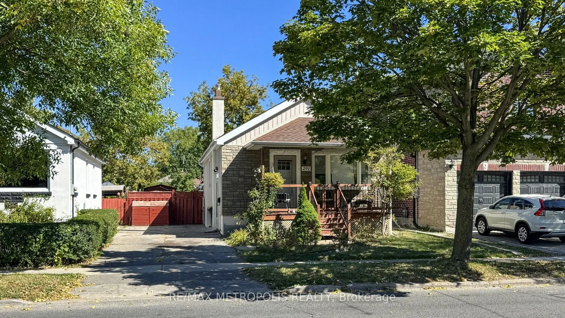 291 Kennedy Road E