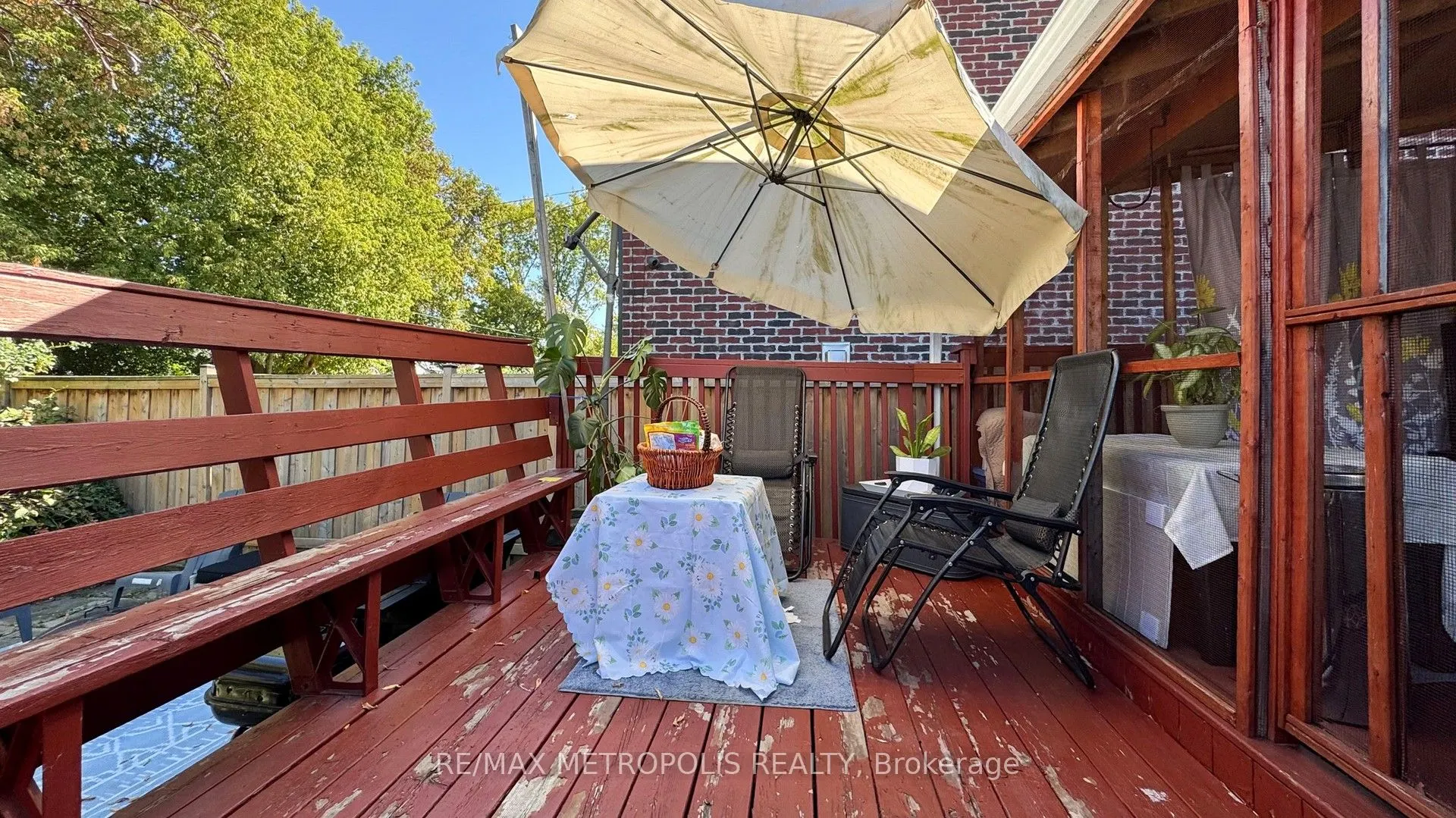 291 Kennedy Road E