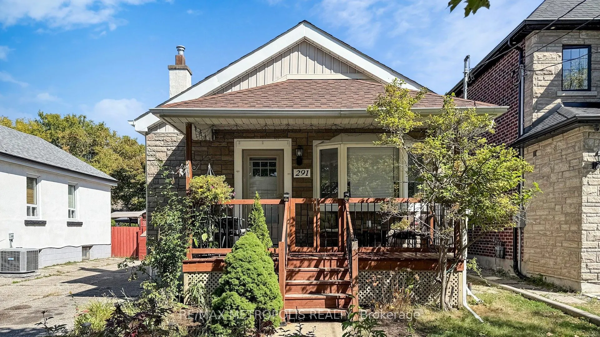 291 Kennedy Road E