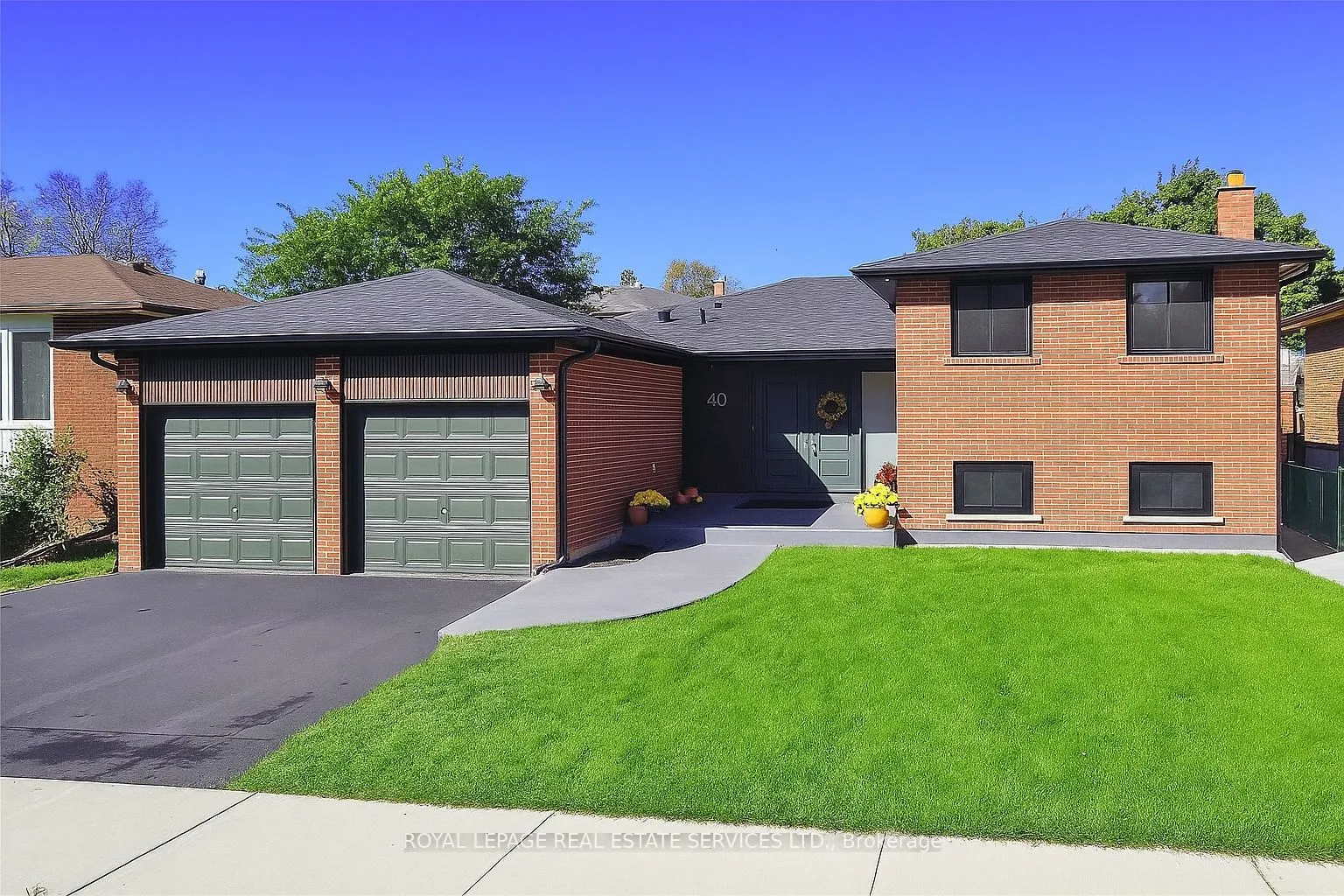 40 D'Arcy Magee Crescent, #Lower