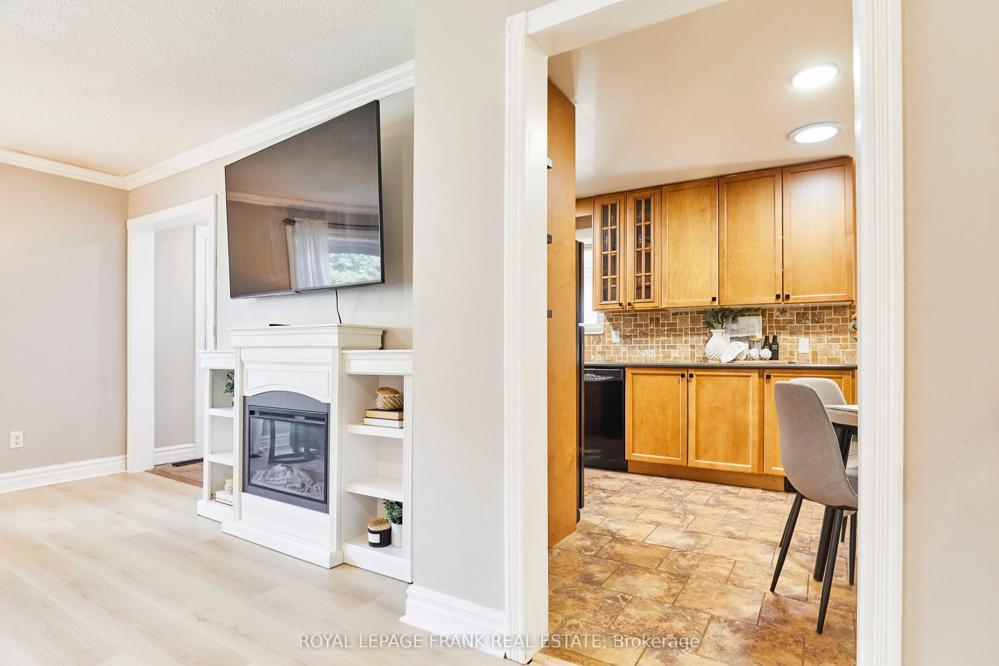 24 Roser Crescent
