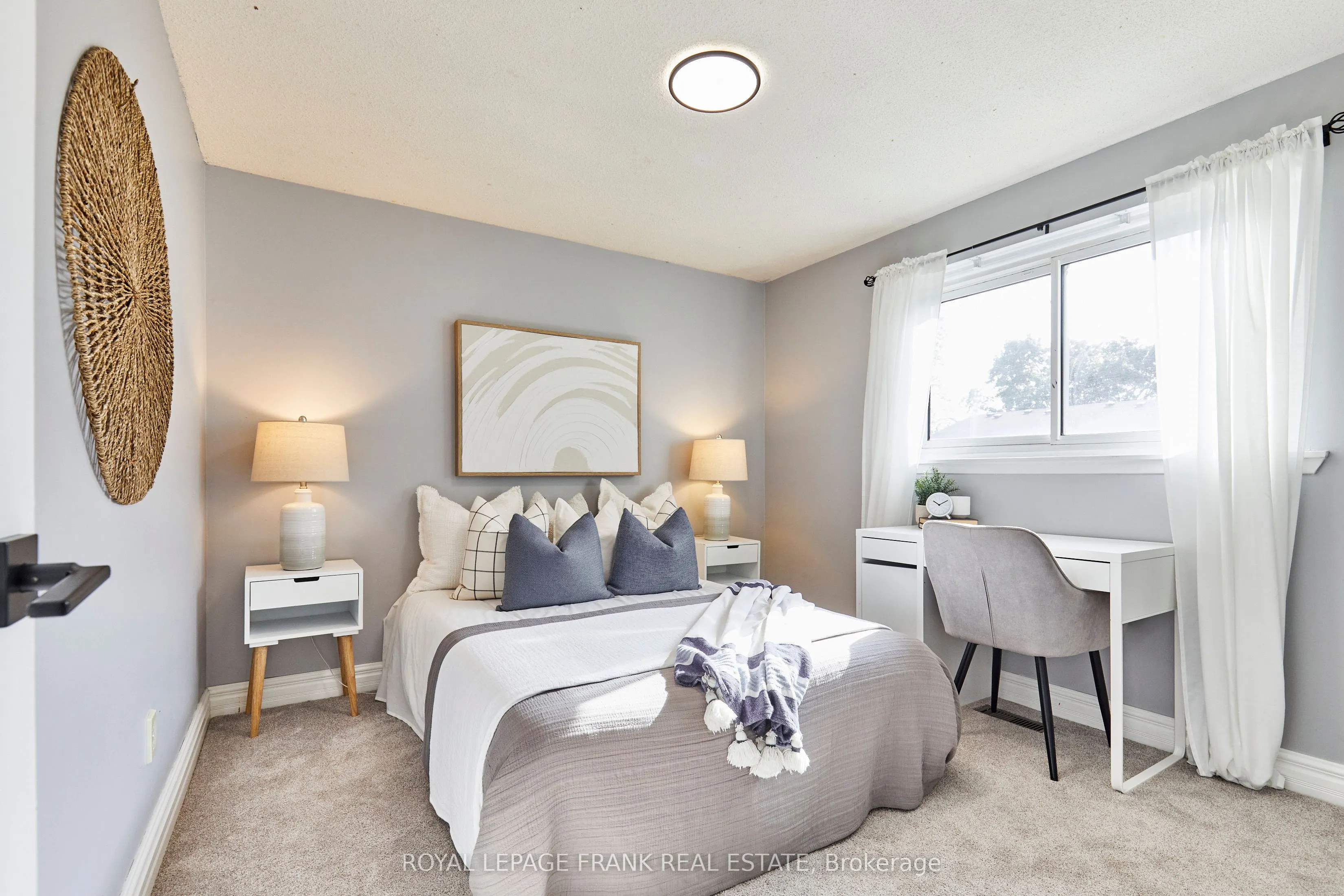 24 Roser Crescent