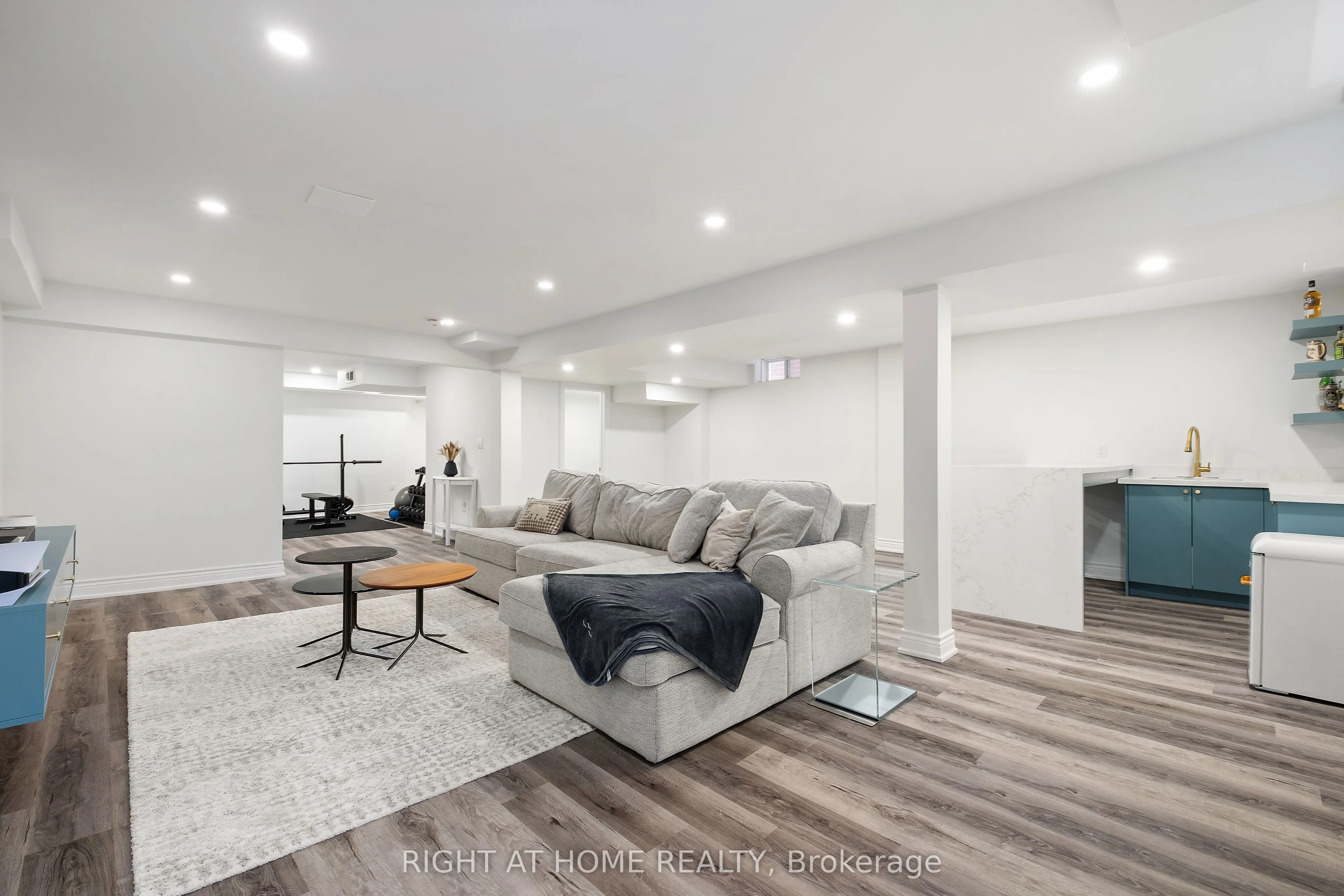 20b Leafield Street