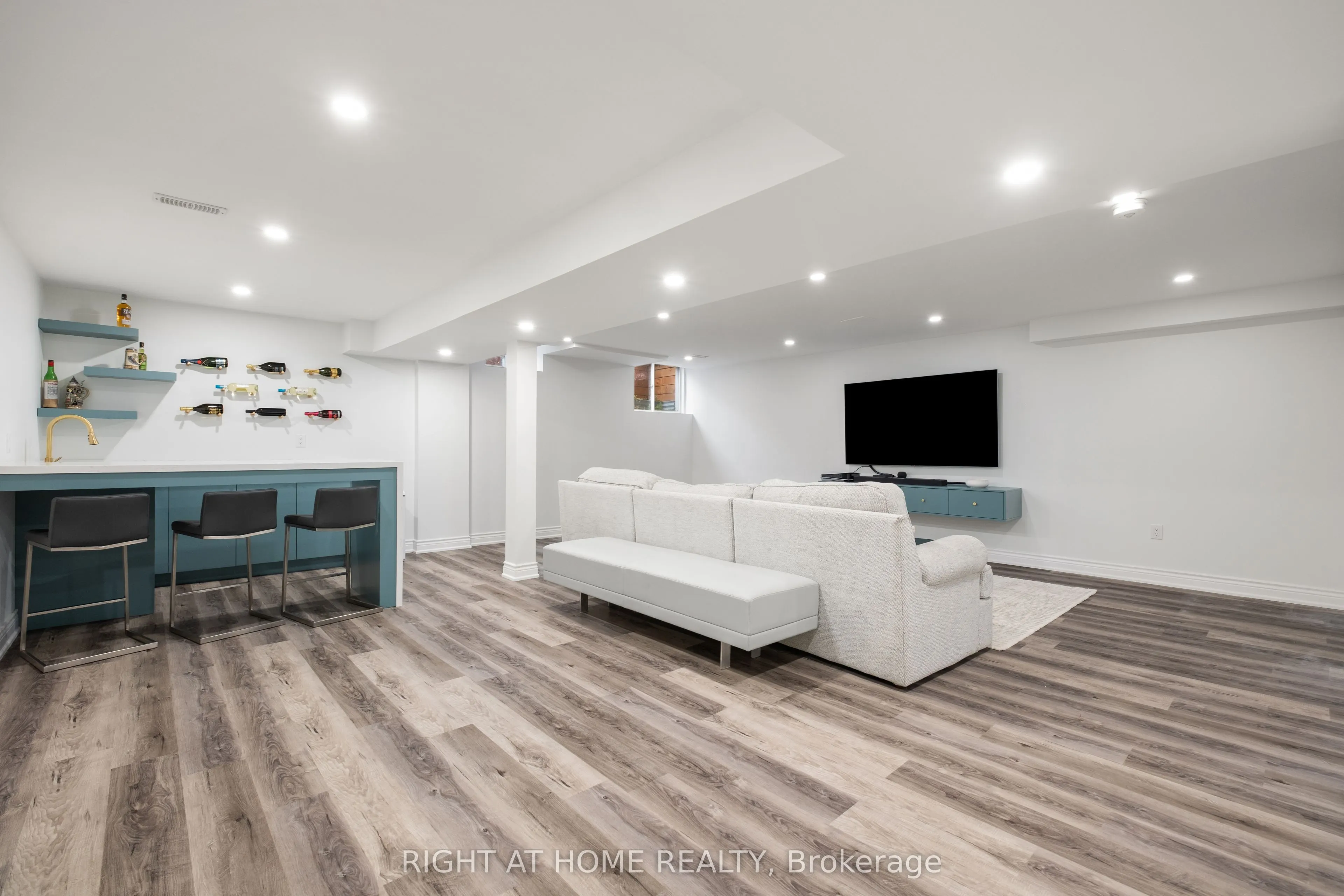20b Leafield Street