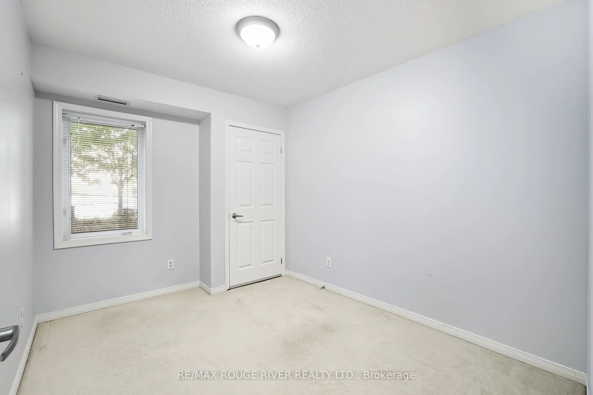120 Aspen Springs Drive, #104