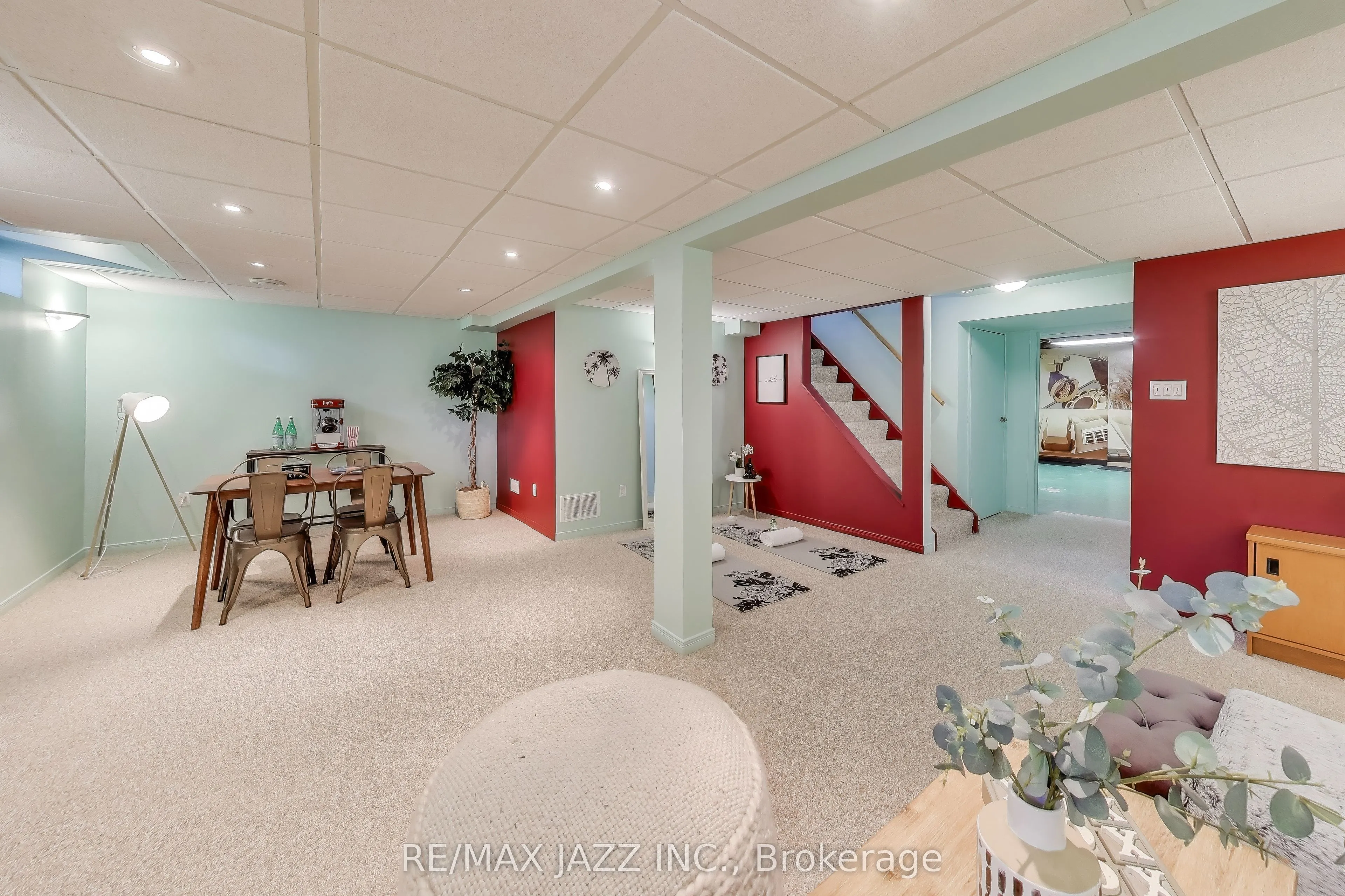 417 Crestwood Drive