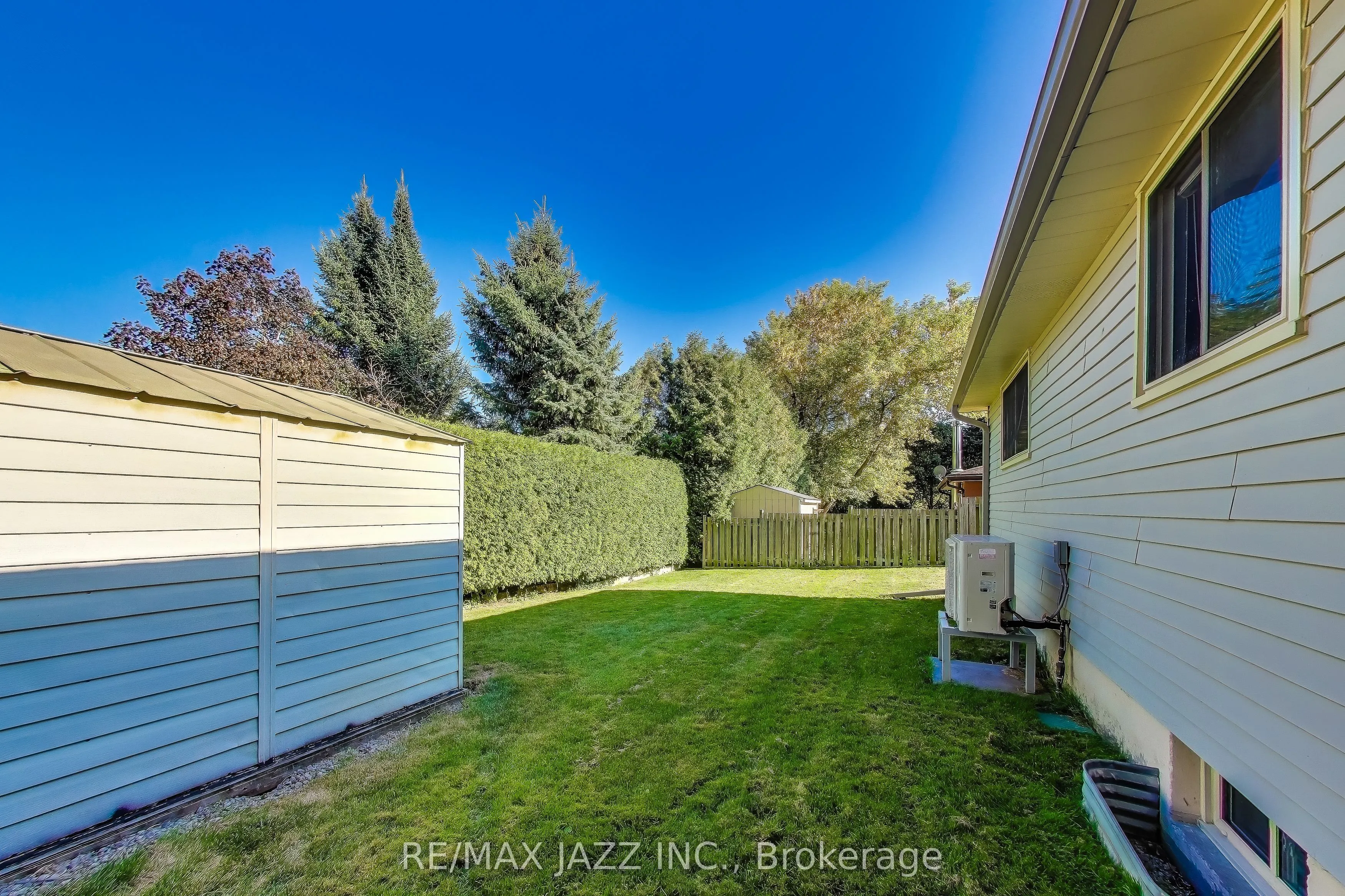 417 Crestwood Drive