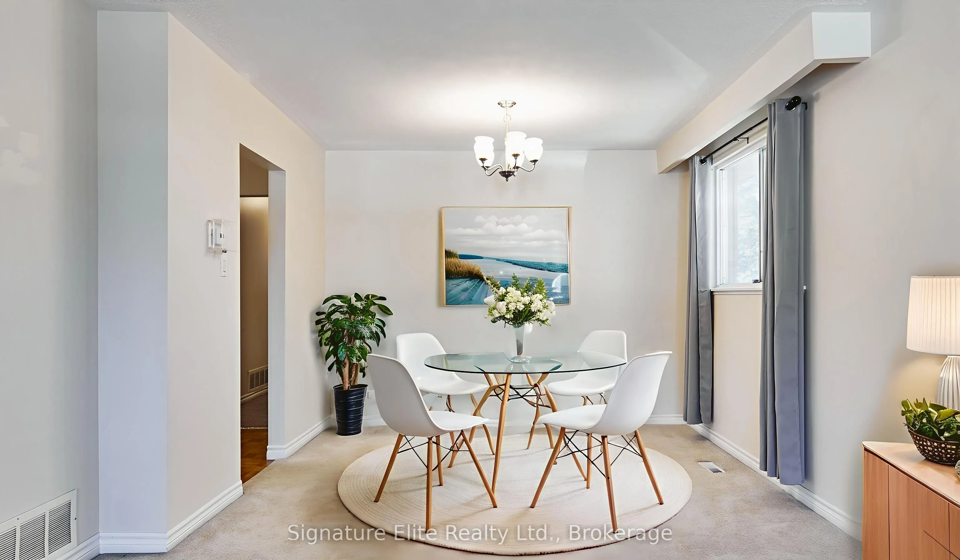 903 King Street E, #Main