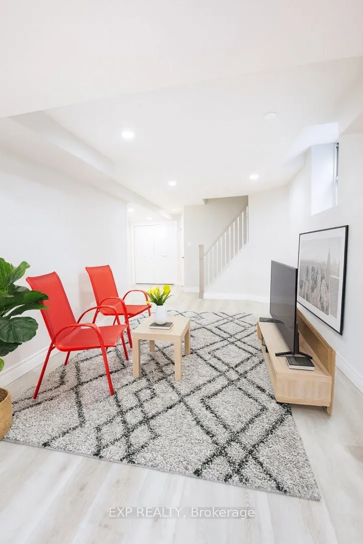 7 Macdermott Drive
