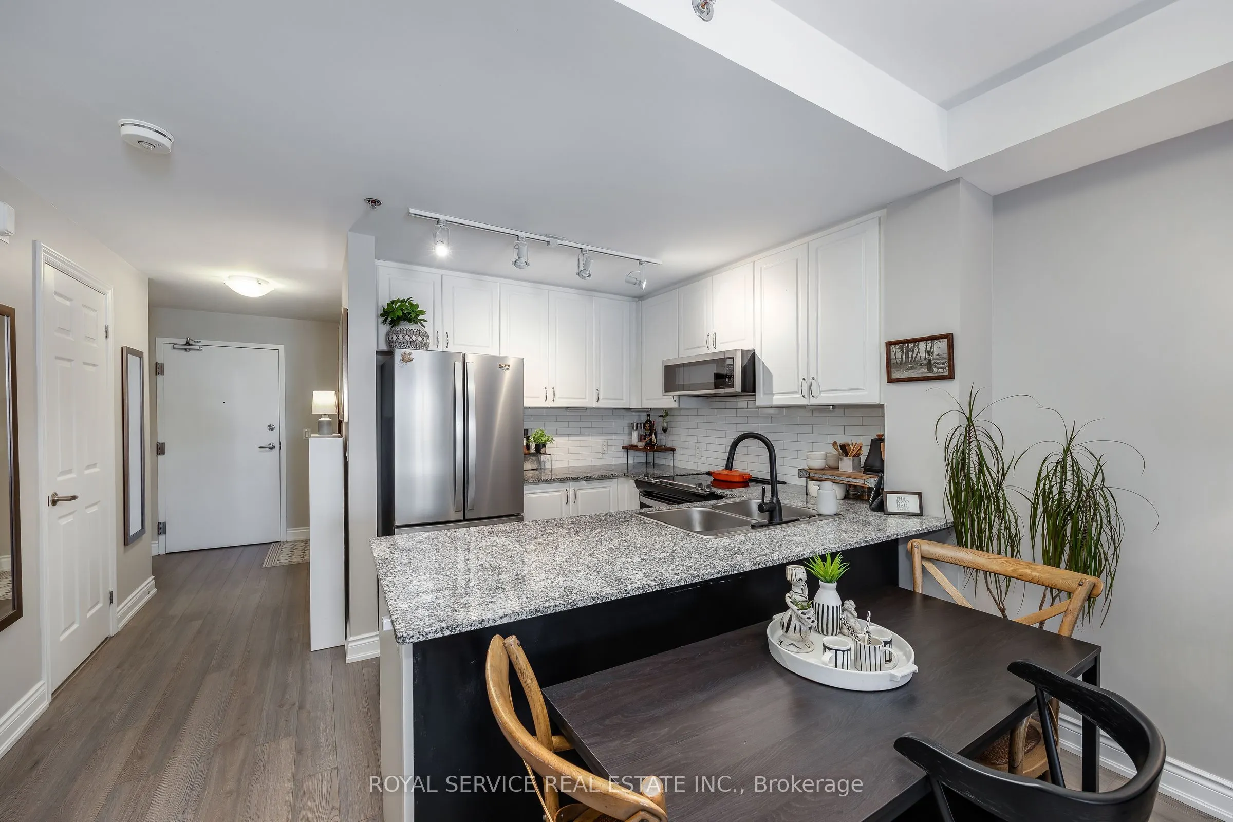 21 Brookhouse Drive, #220