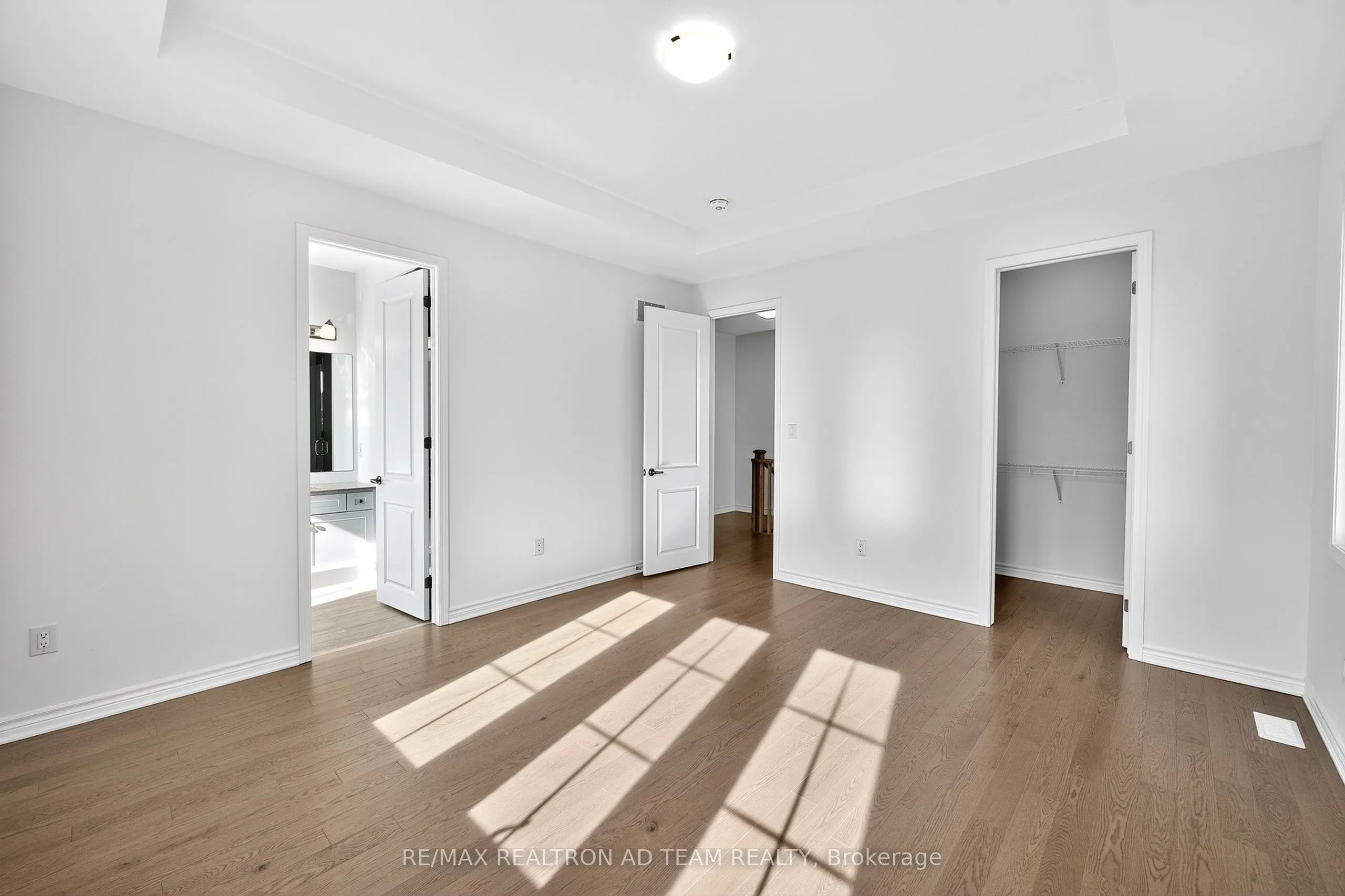 3338 Marchington Square