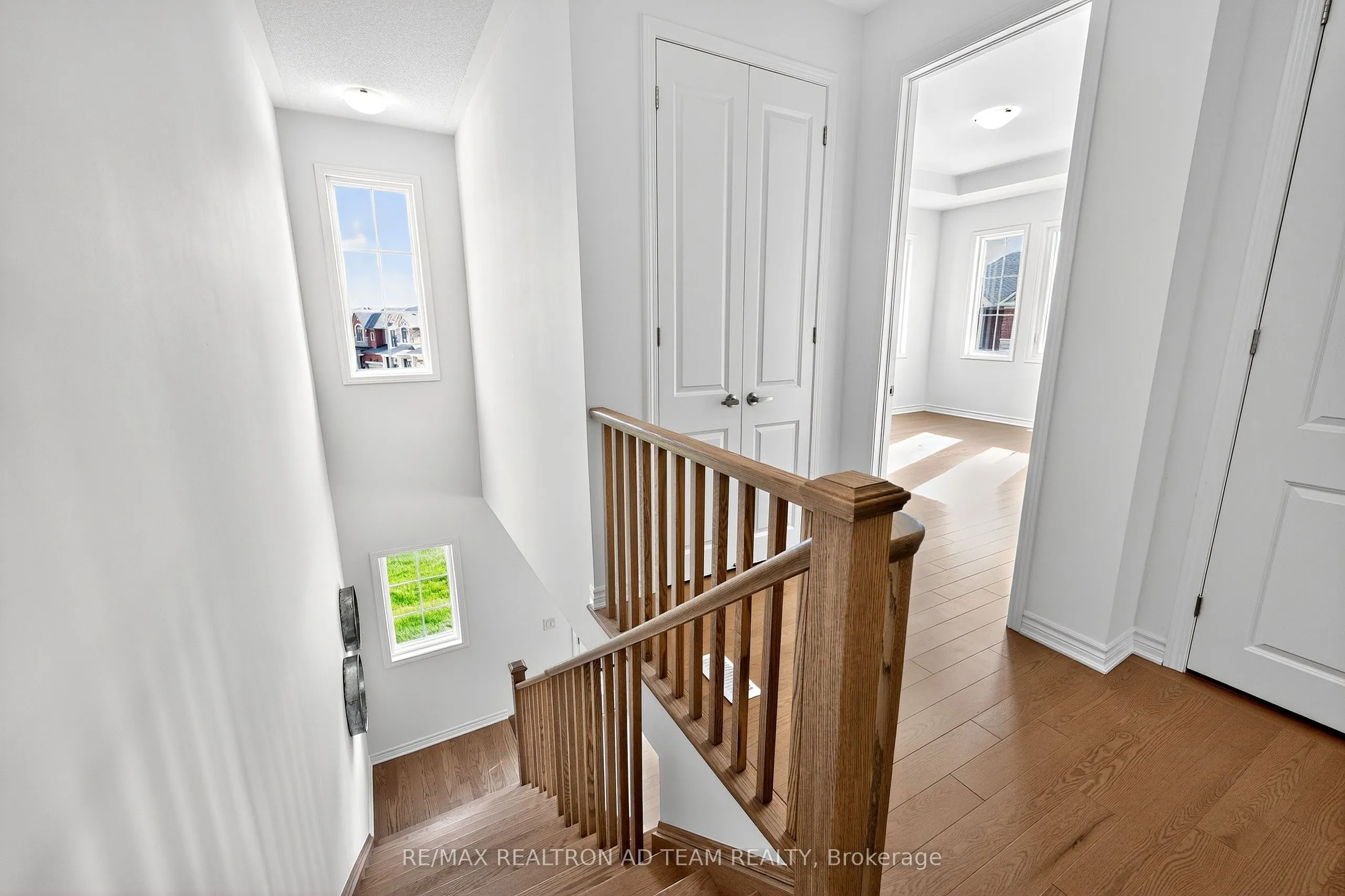 3338 Marchington Square