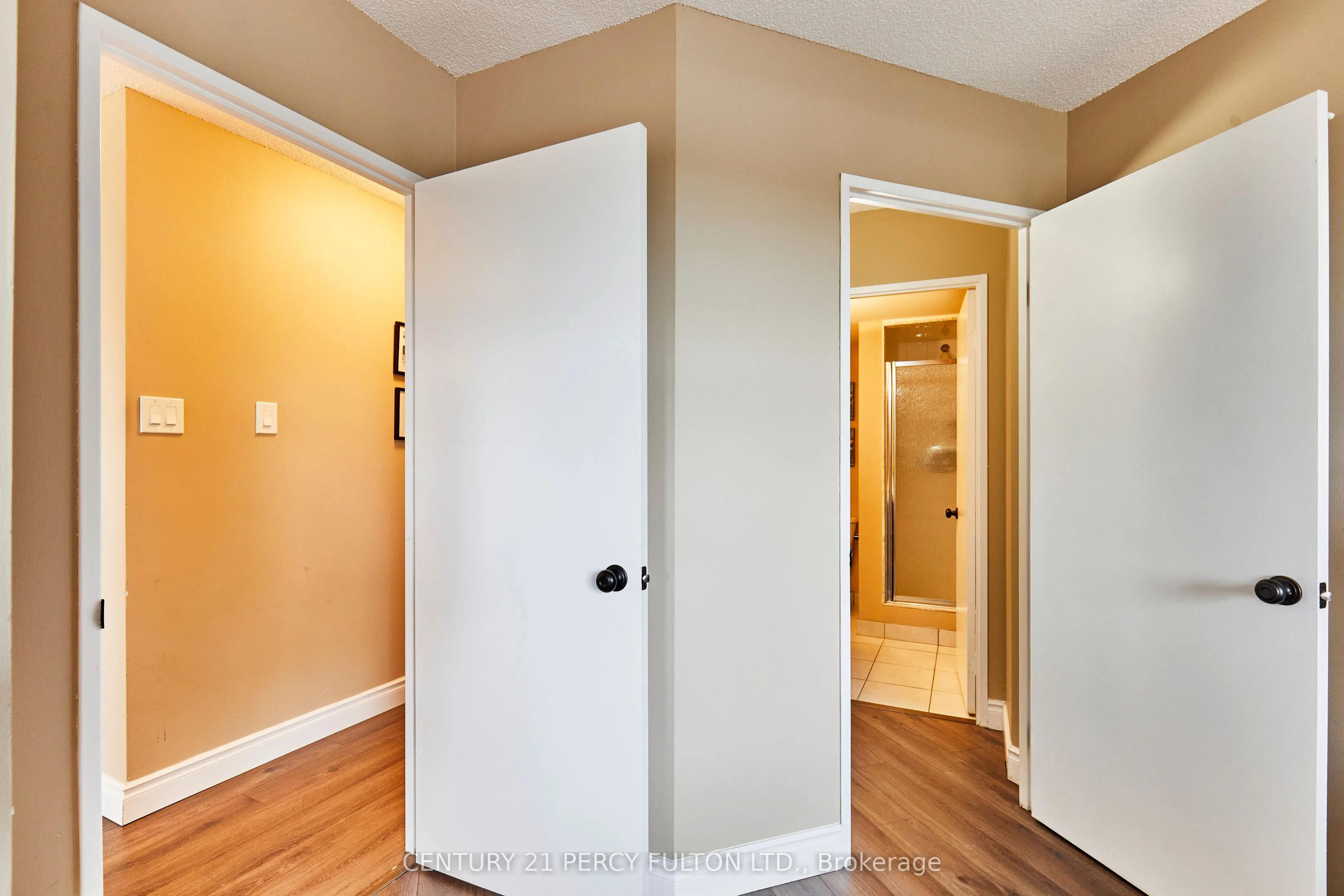 2 Westney Road N, #102