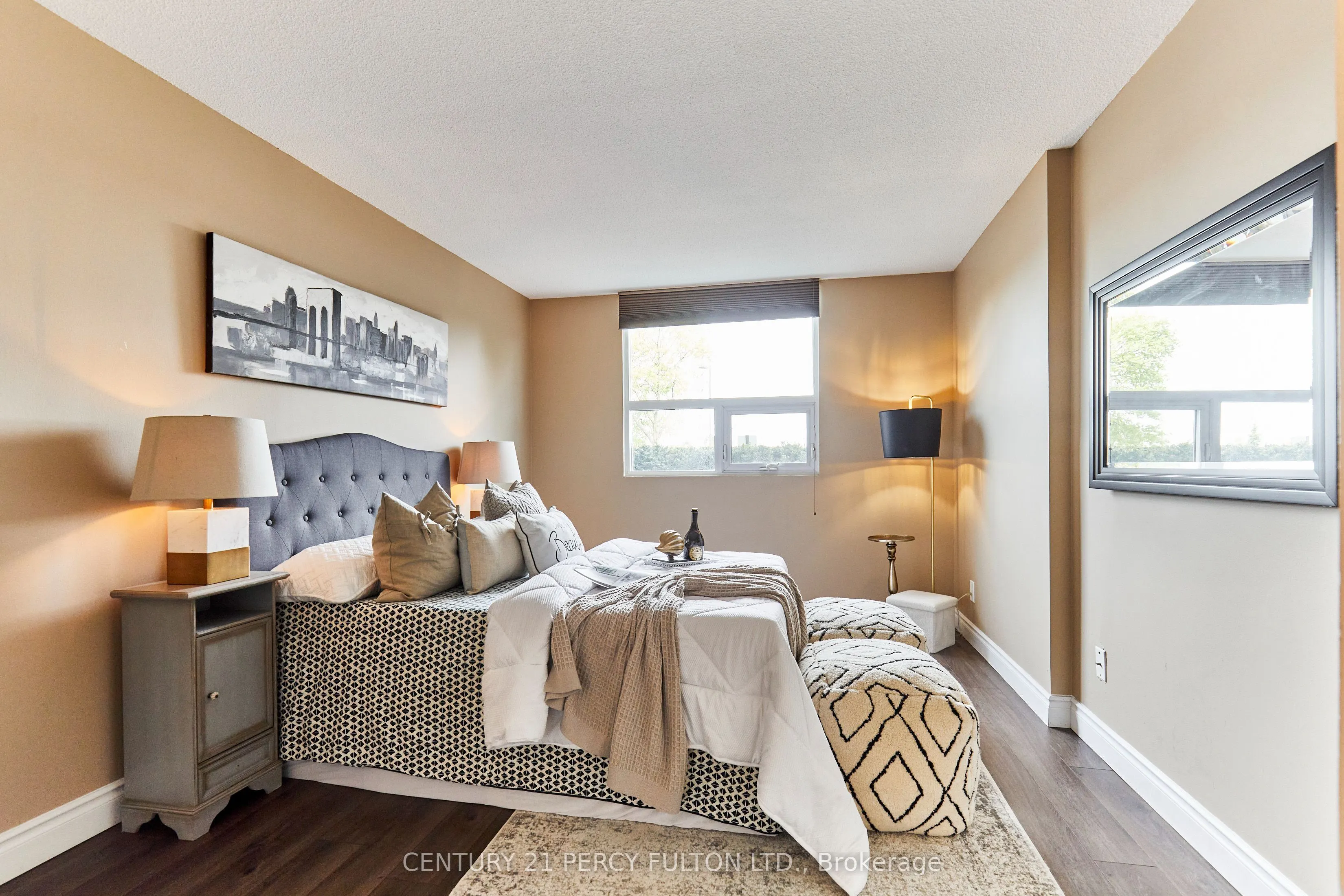 2 Westney Road N, #102