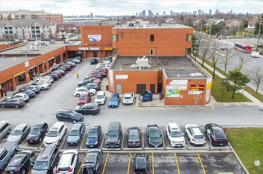 5200 Finch Avenue E, #207