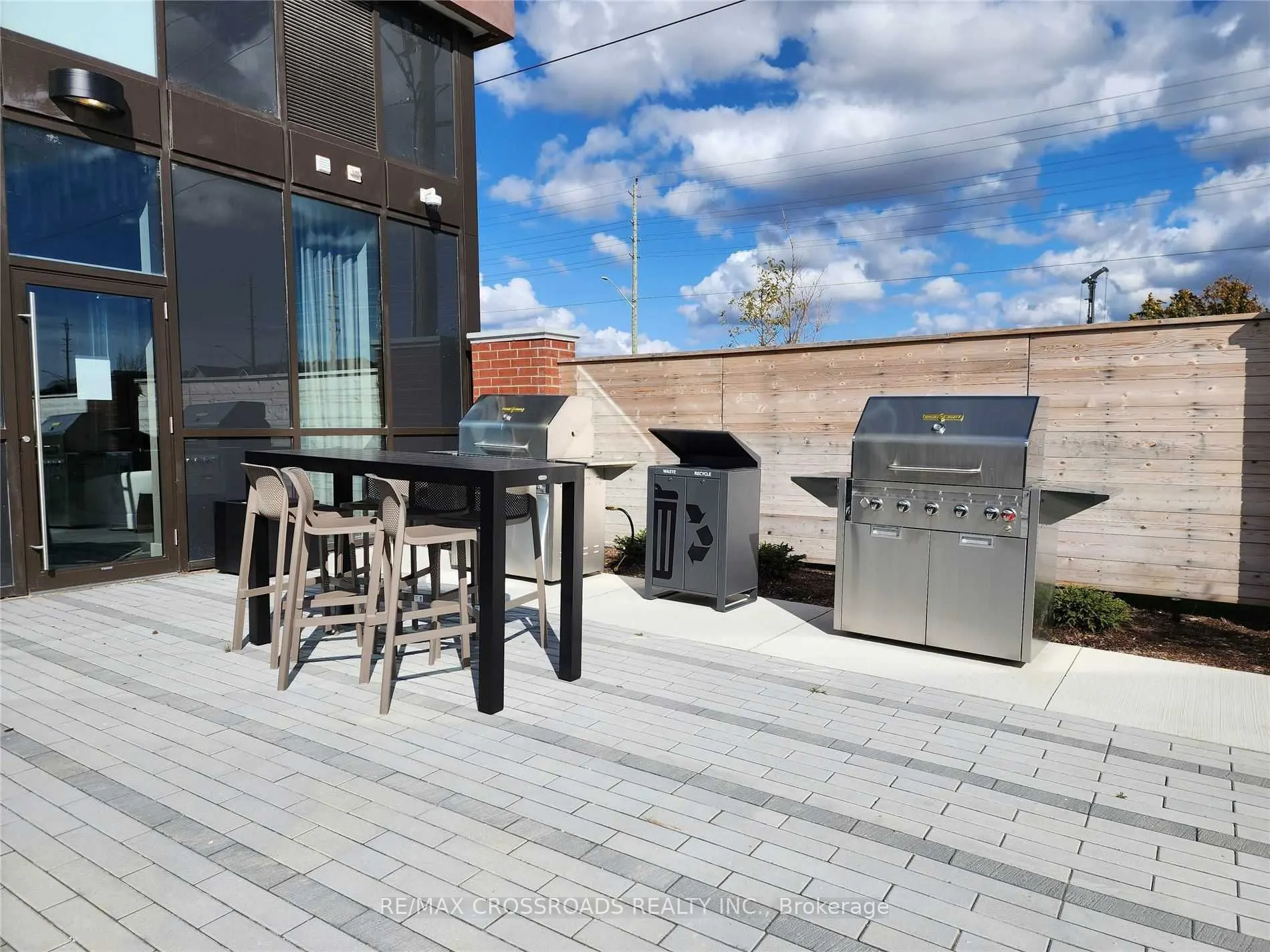 2550 Simcoe Street N, #1205