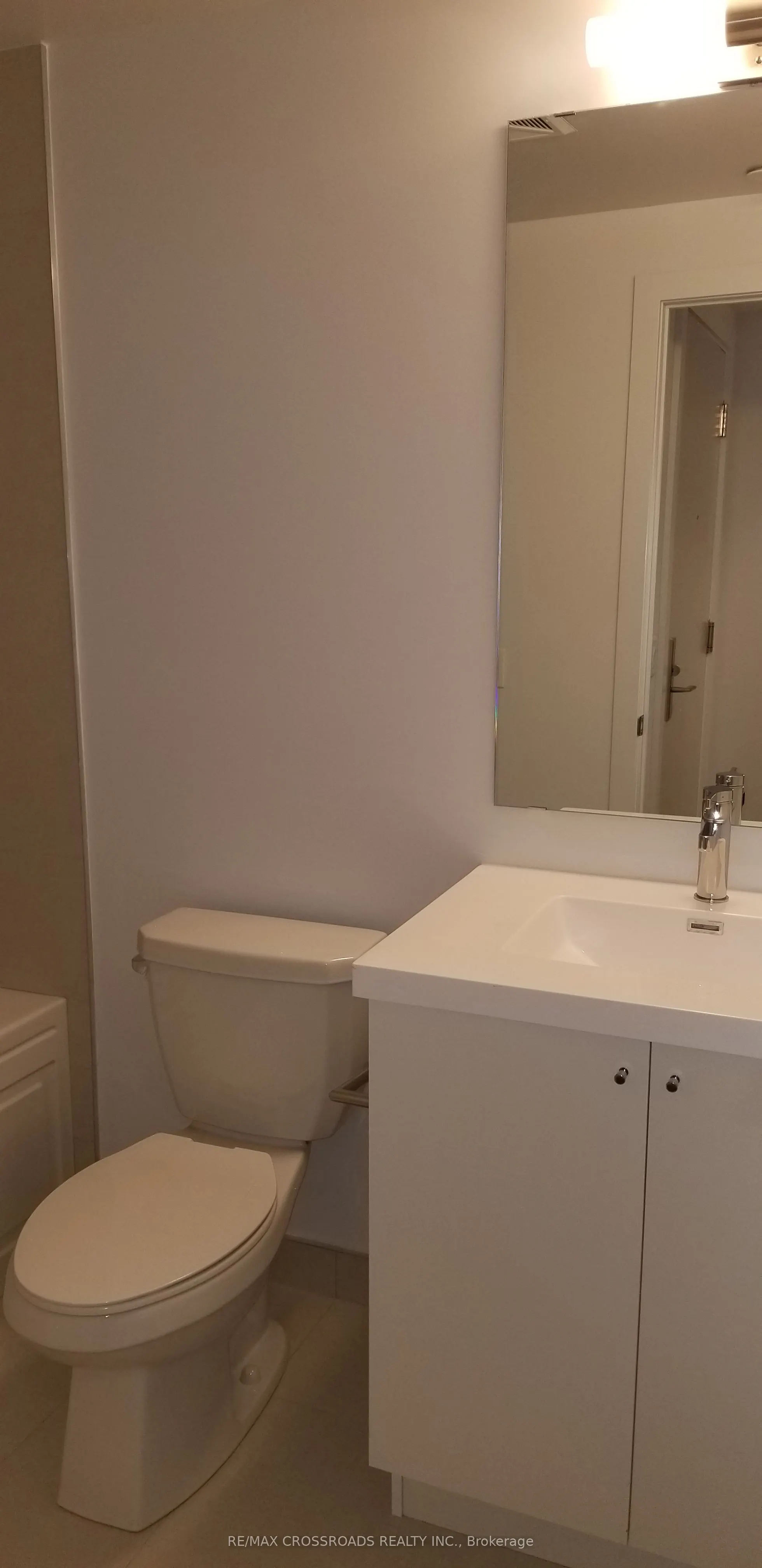 2550 Simcoe Street N, #1205