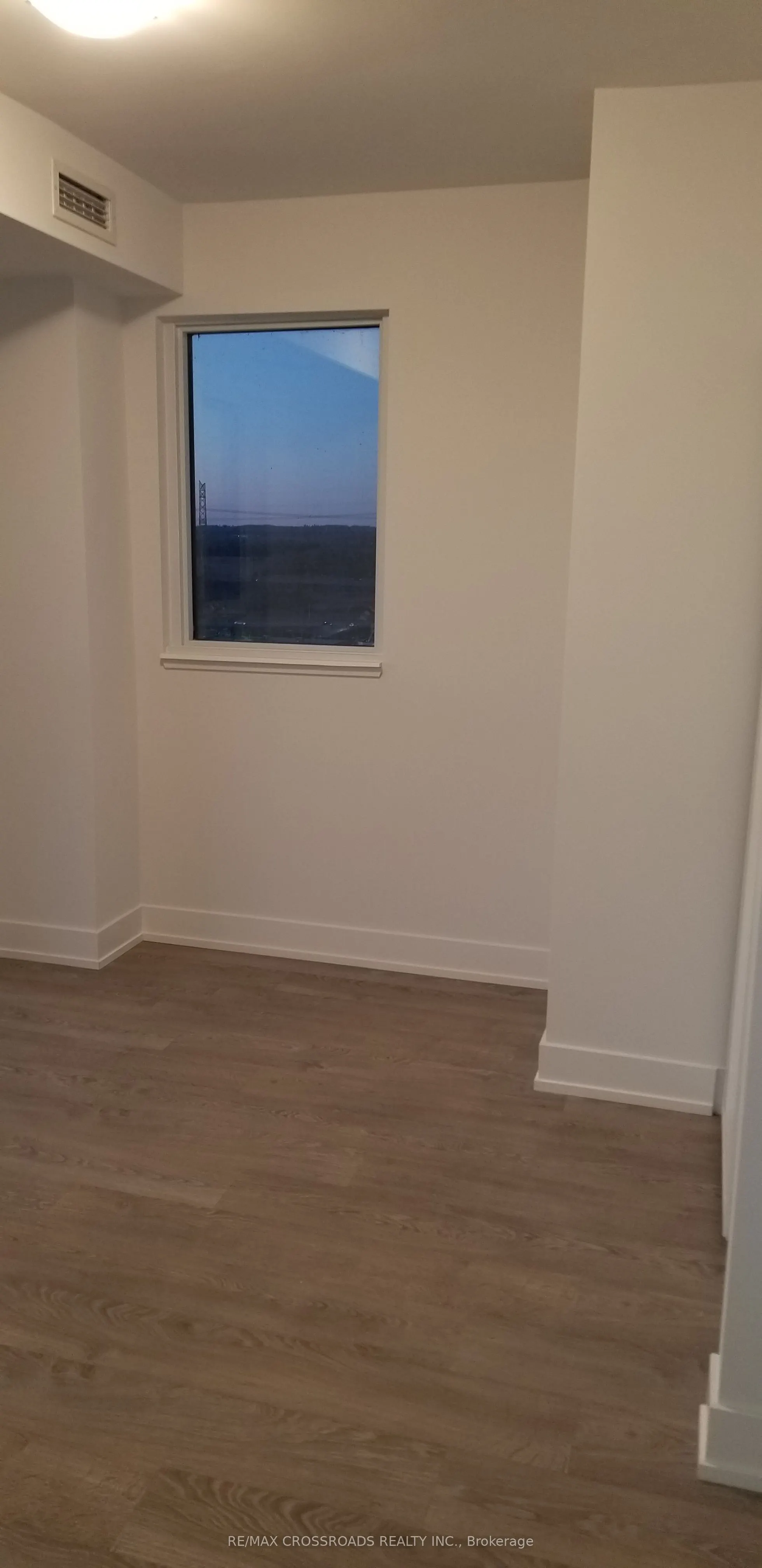 2550 Simcoe Street N, #1205