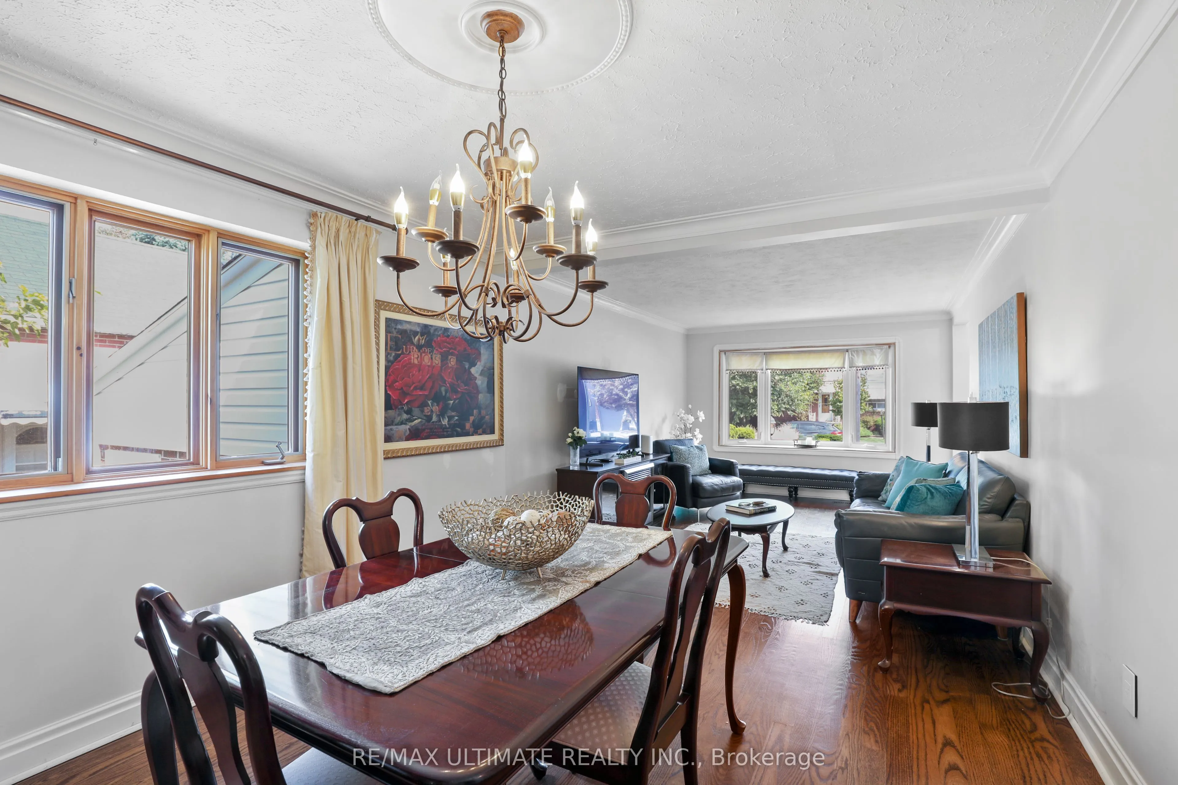 36 Ashall Boulevard