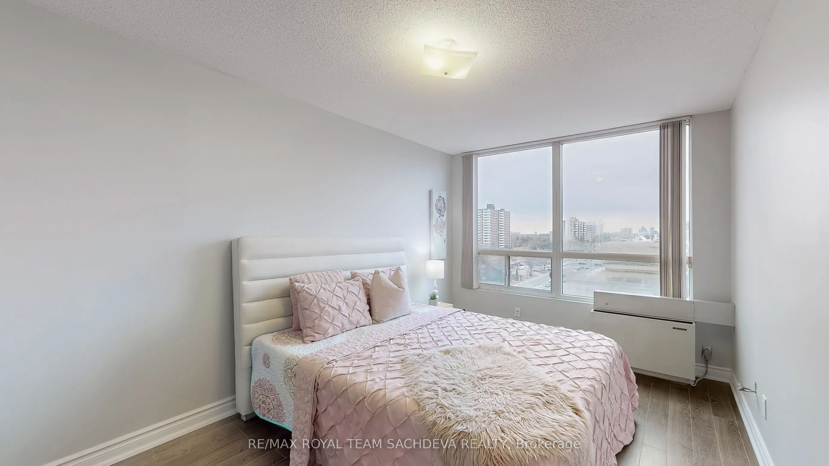 1 Reidmount Avenue, #903