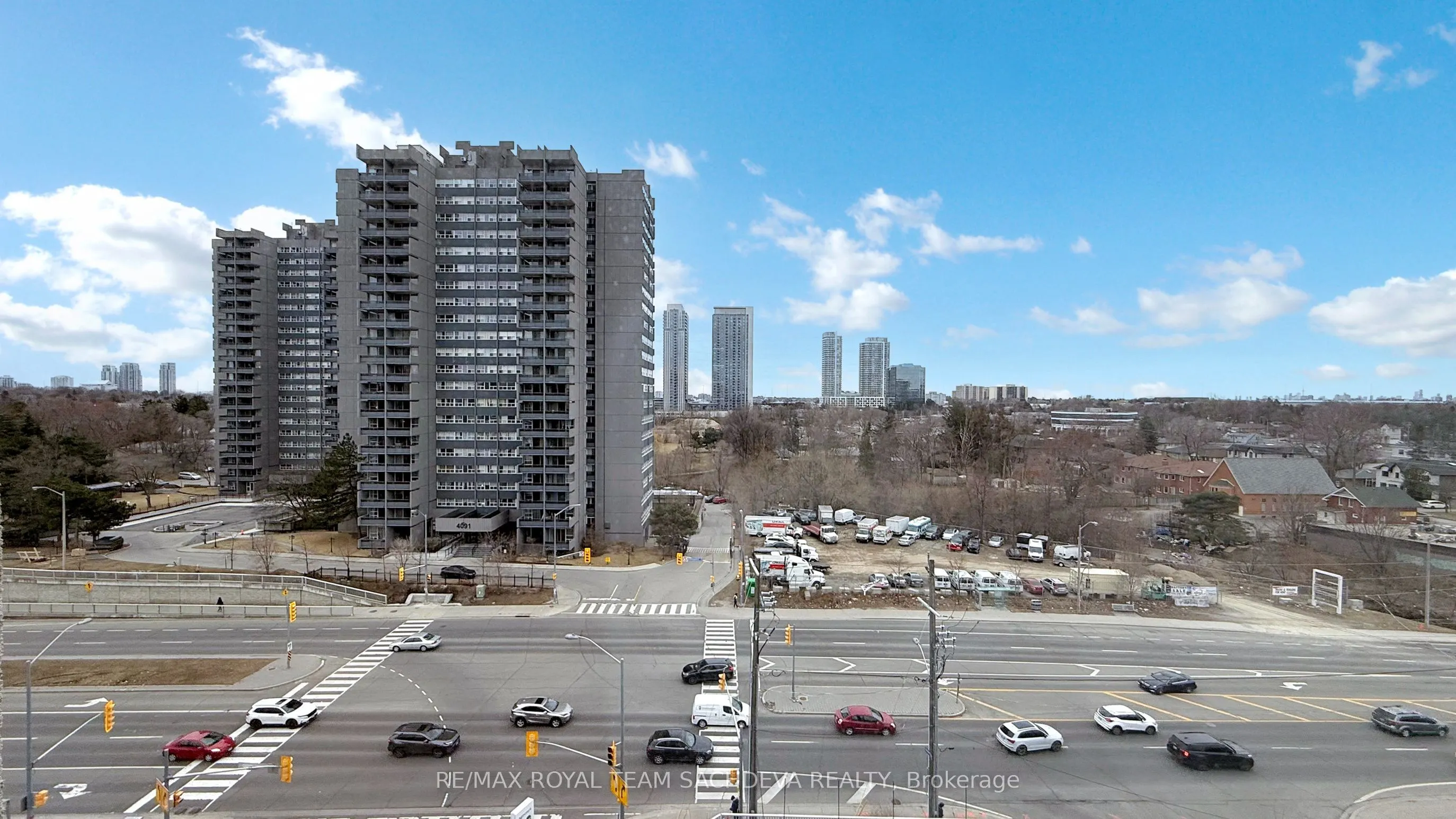 1 Reidmount Avenue, #903