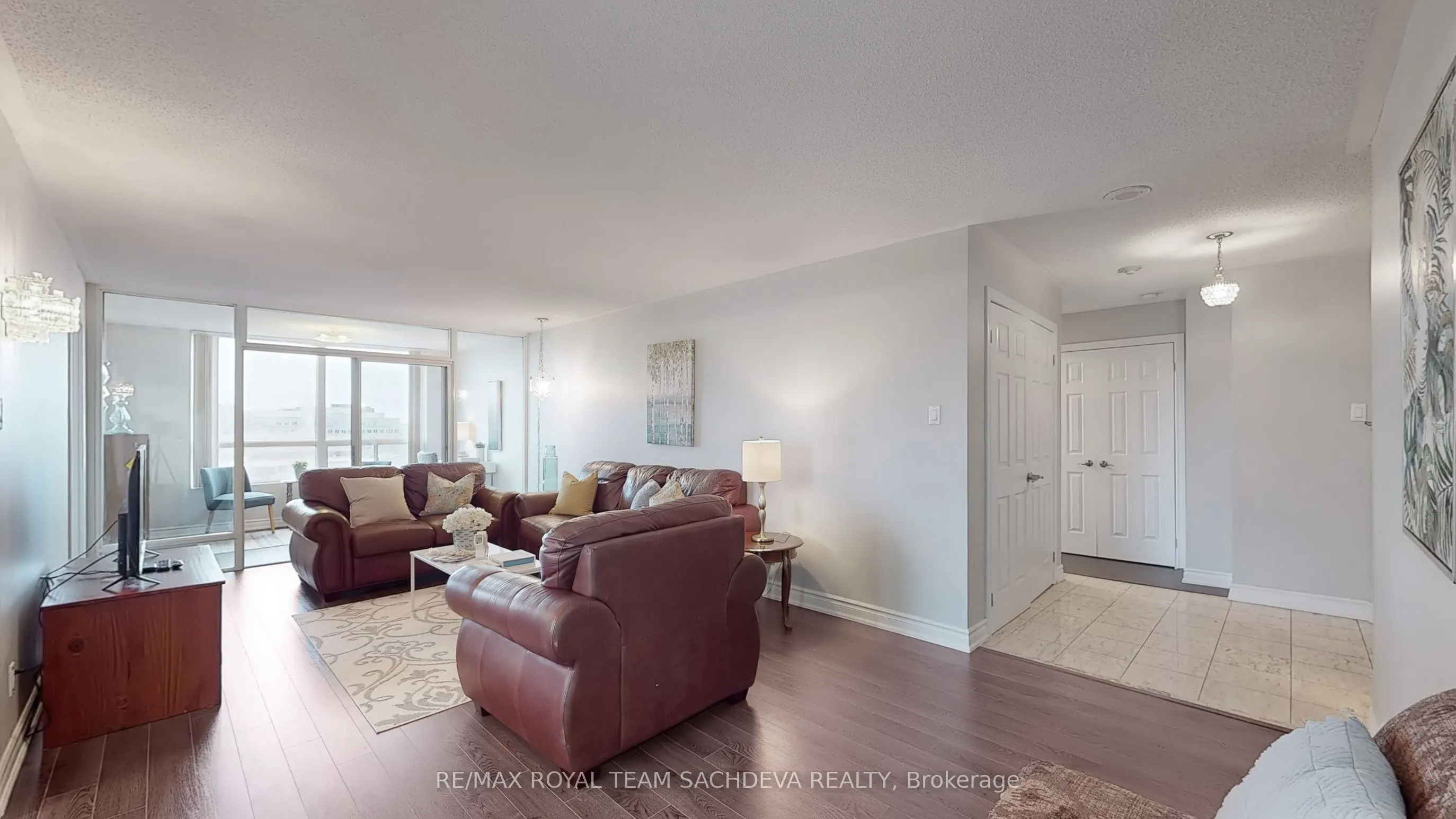 1 Reidmount Avenue, #903