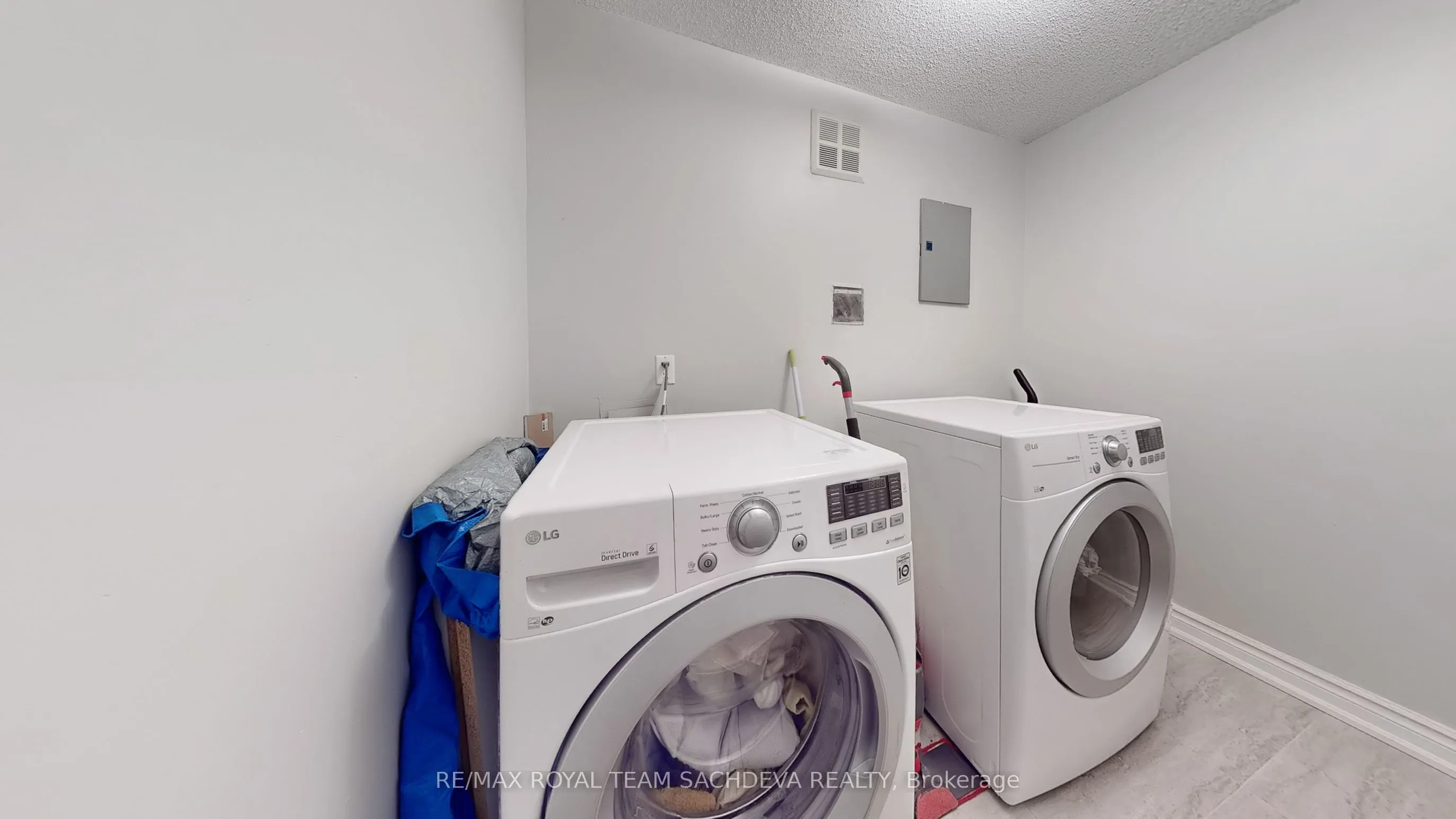 1 Reidmount Avenue, #903
