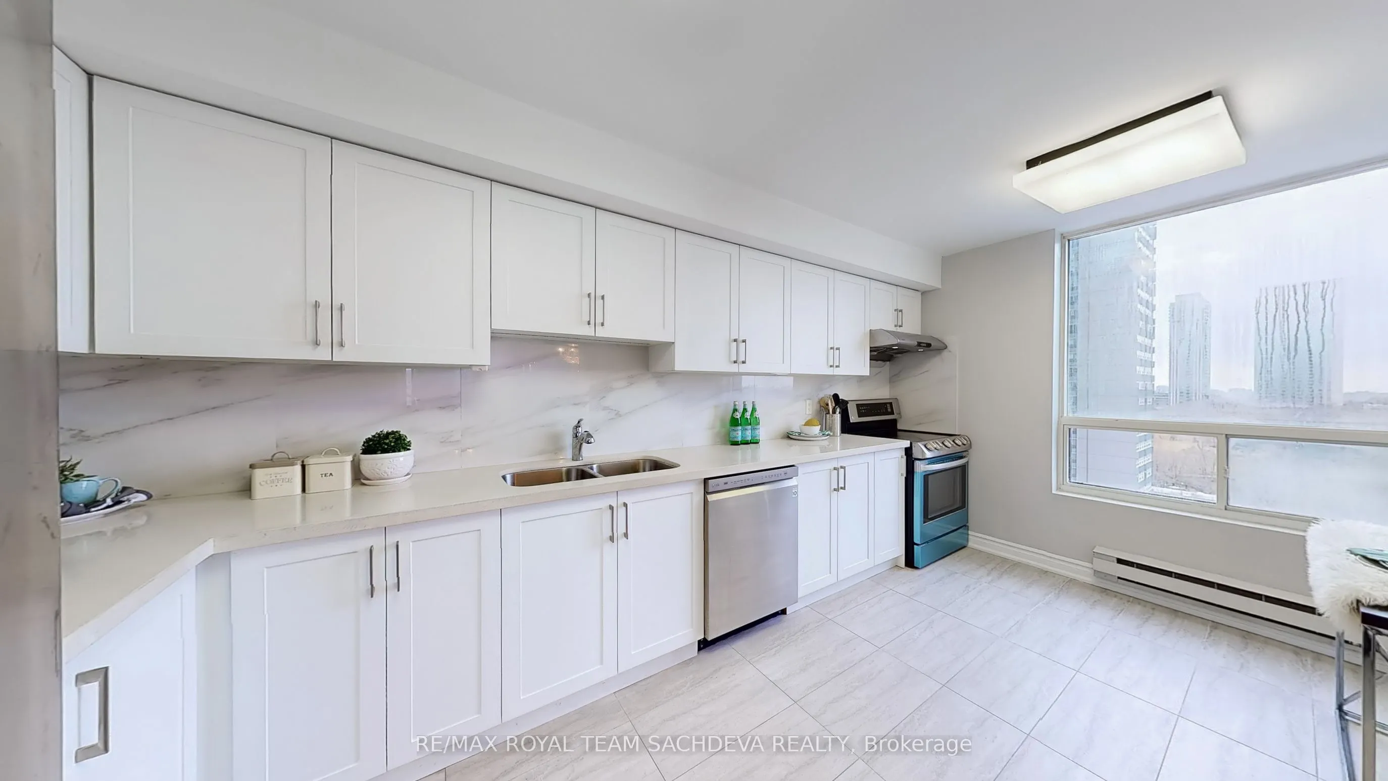 1 Reidmount Avenue, #903