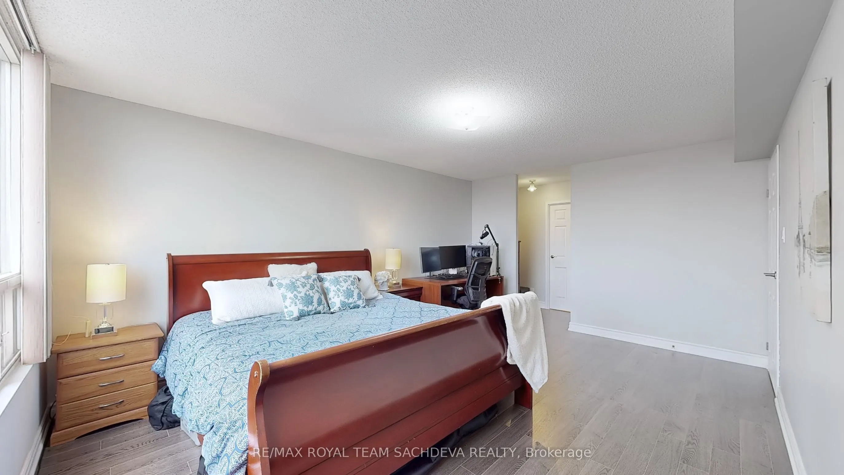 1 Reidmount Avenue, #903