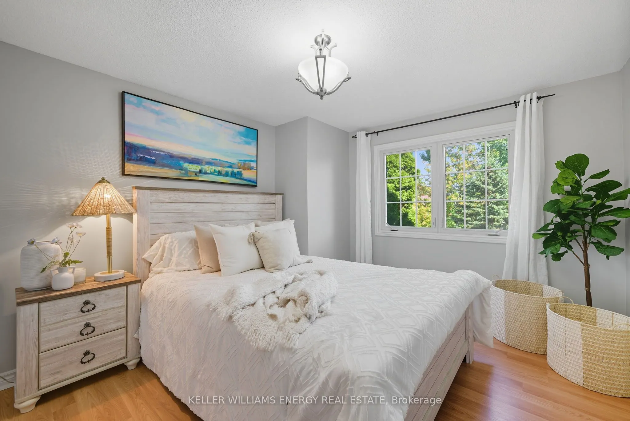 8 Inglis Avenue