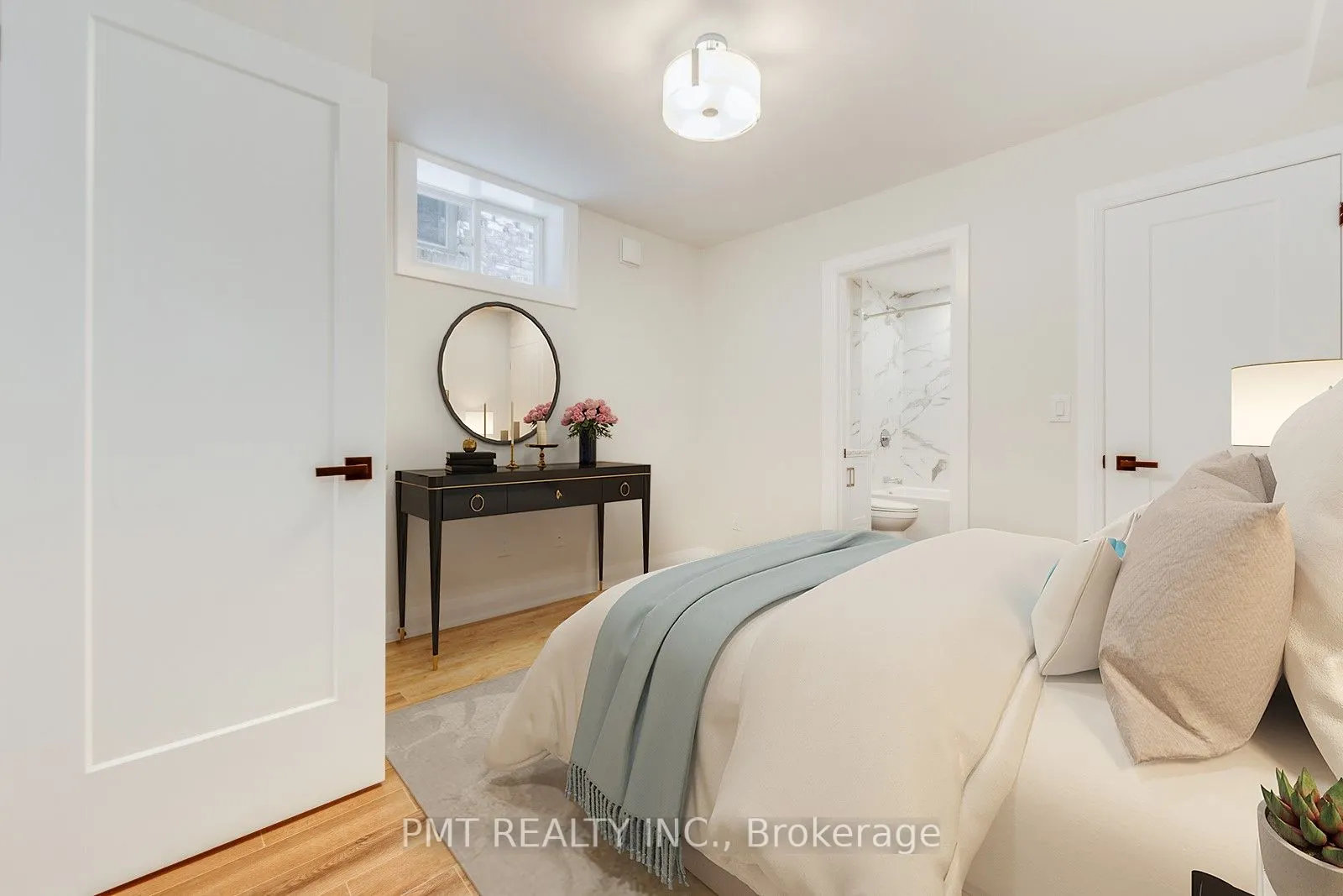 17 Lockwood Road, #C